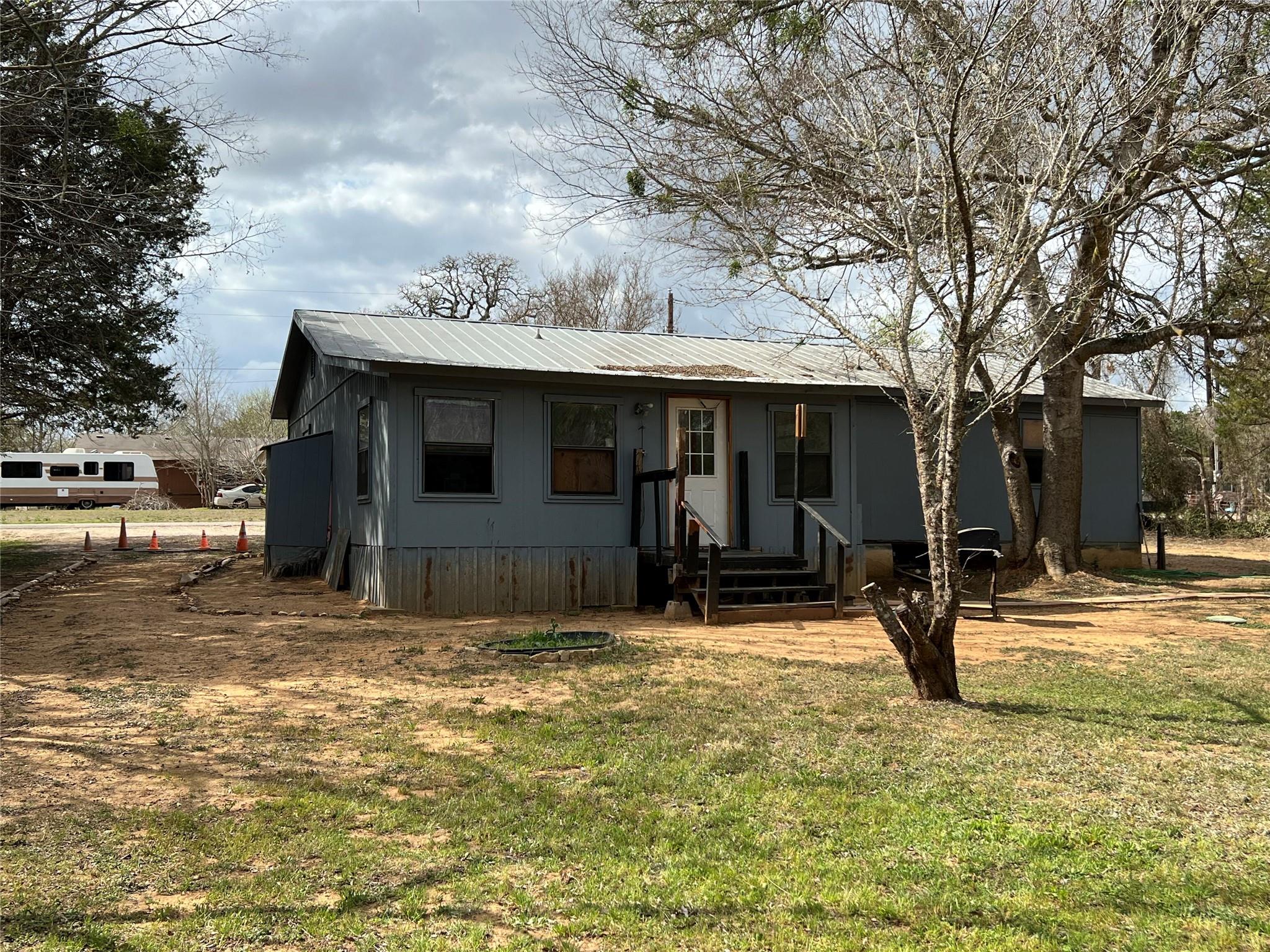 123 Pine Song, Bastrop, TX 78602