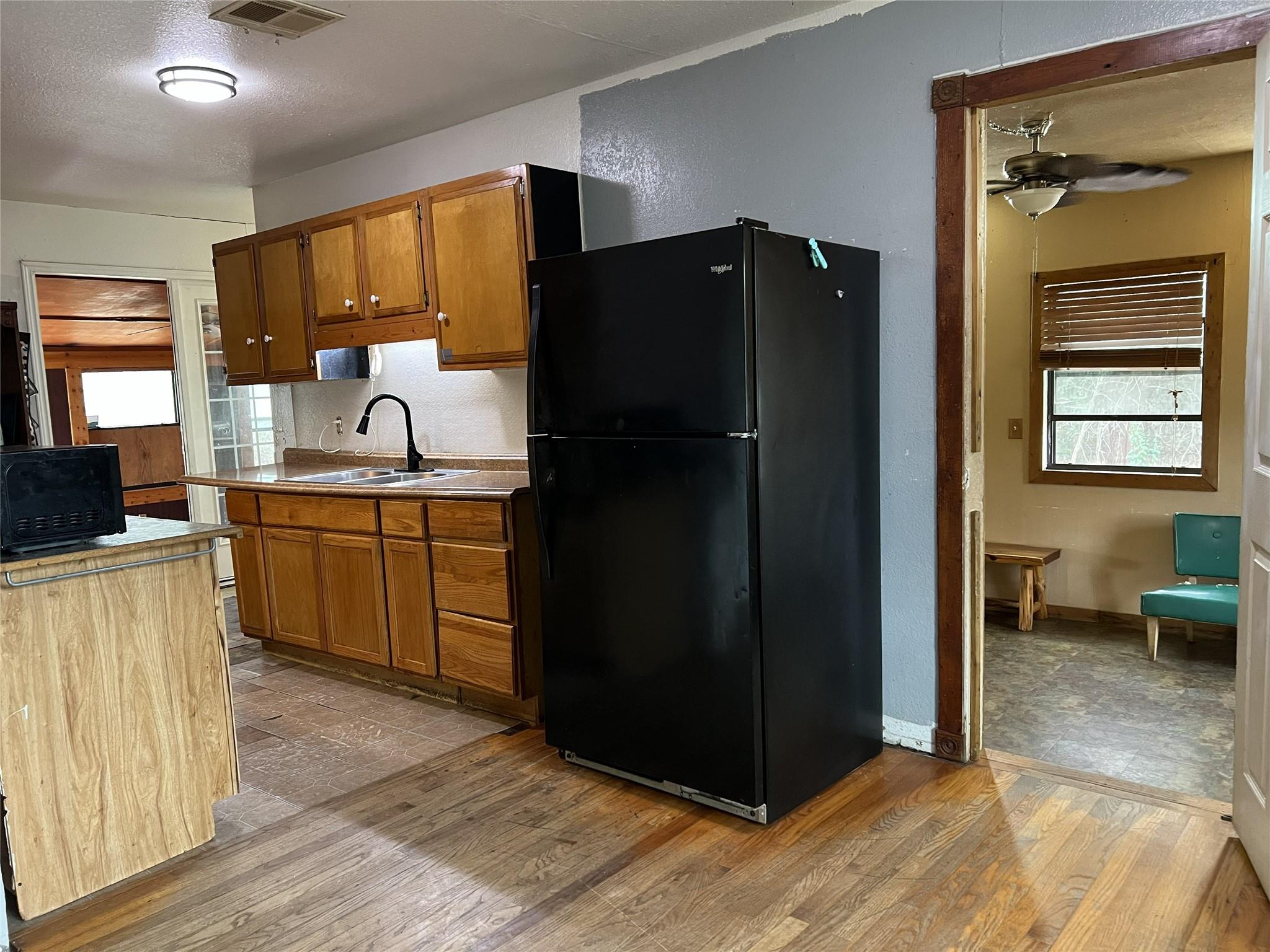 123 Pine Song, Bastrop, TX 78602