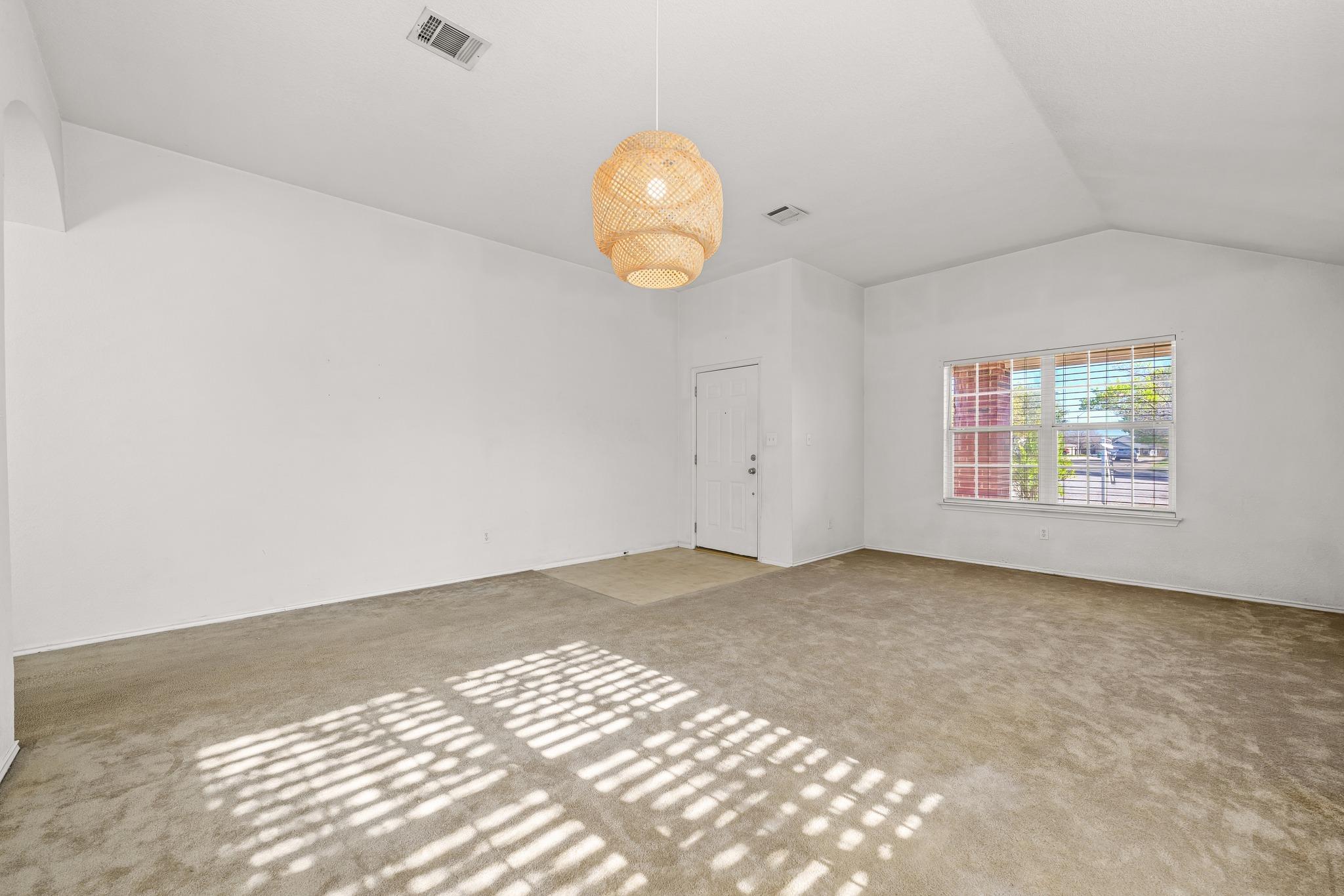 1227 Liffey Dr, Pflugerville, TX 78660