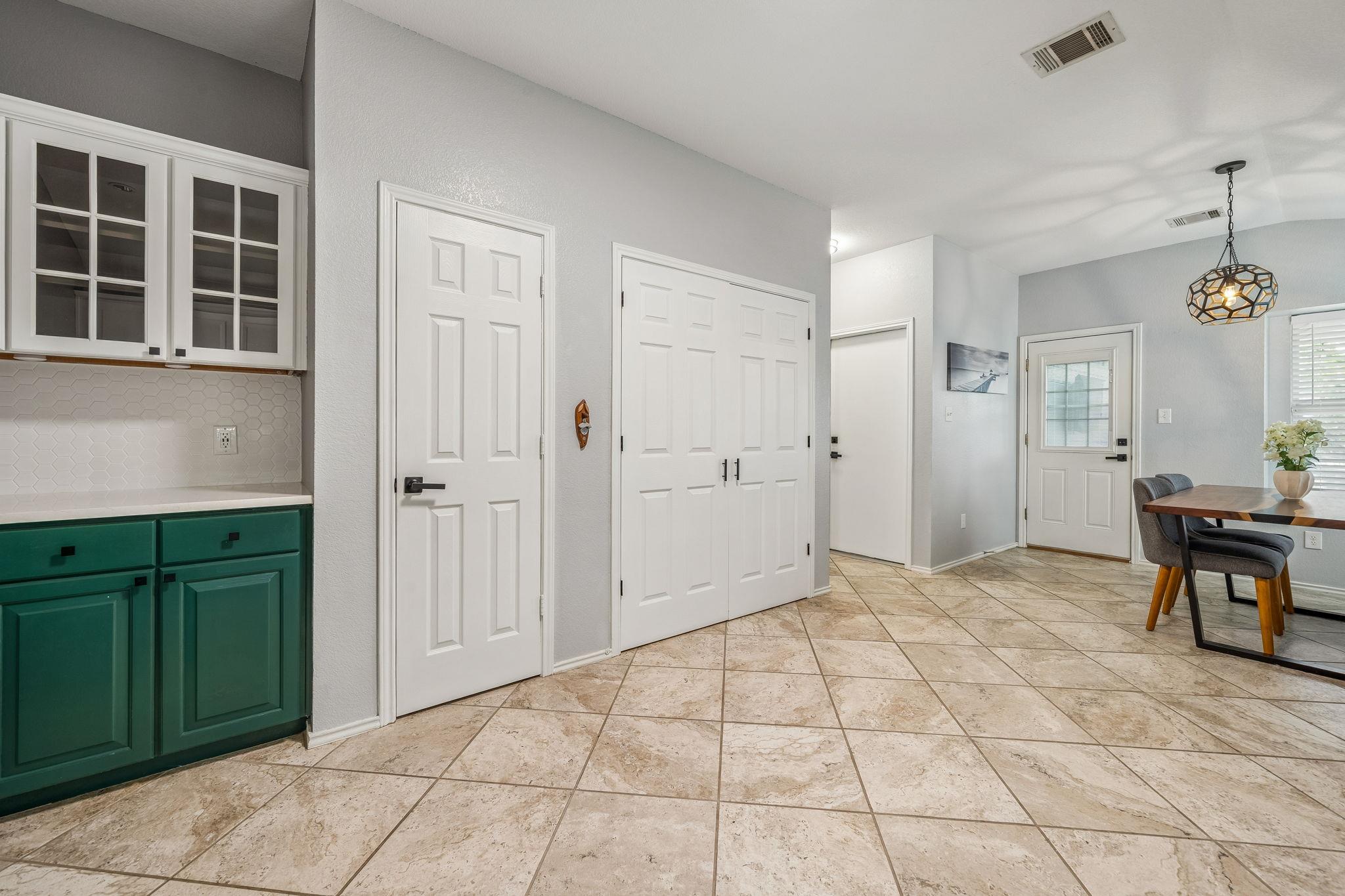 5357 Hartson, Kyle, TX 78640