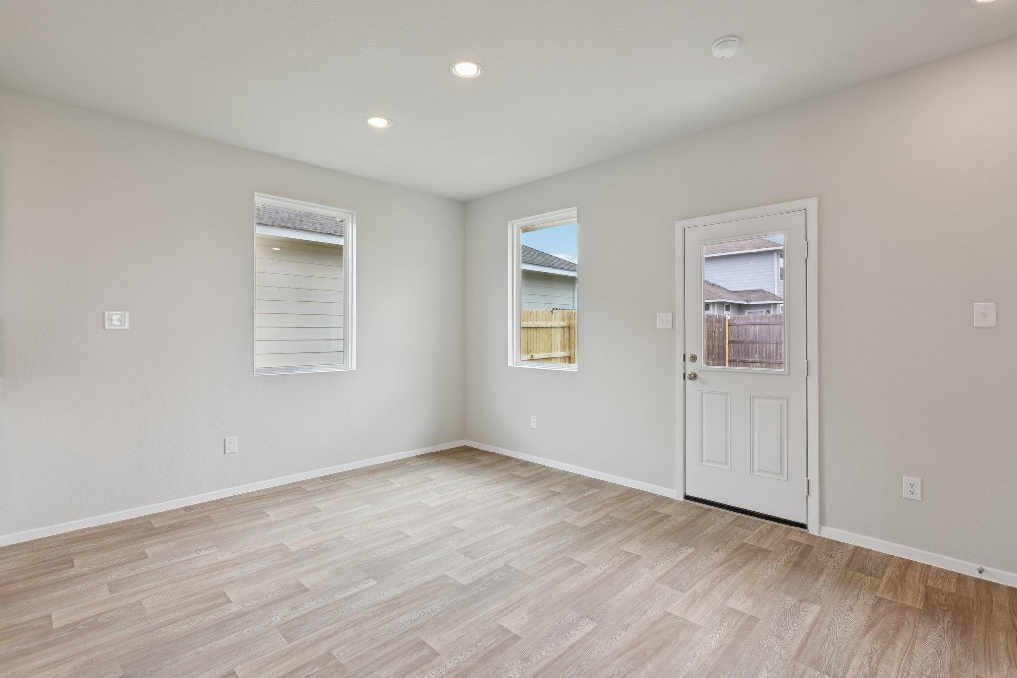 297 Jade St, Maxwell, TX 78656