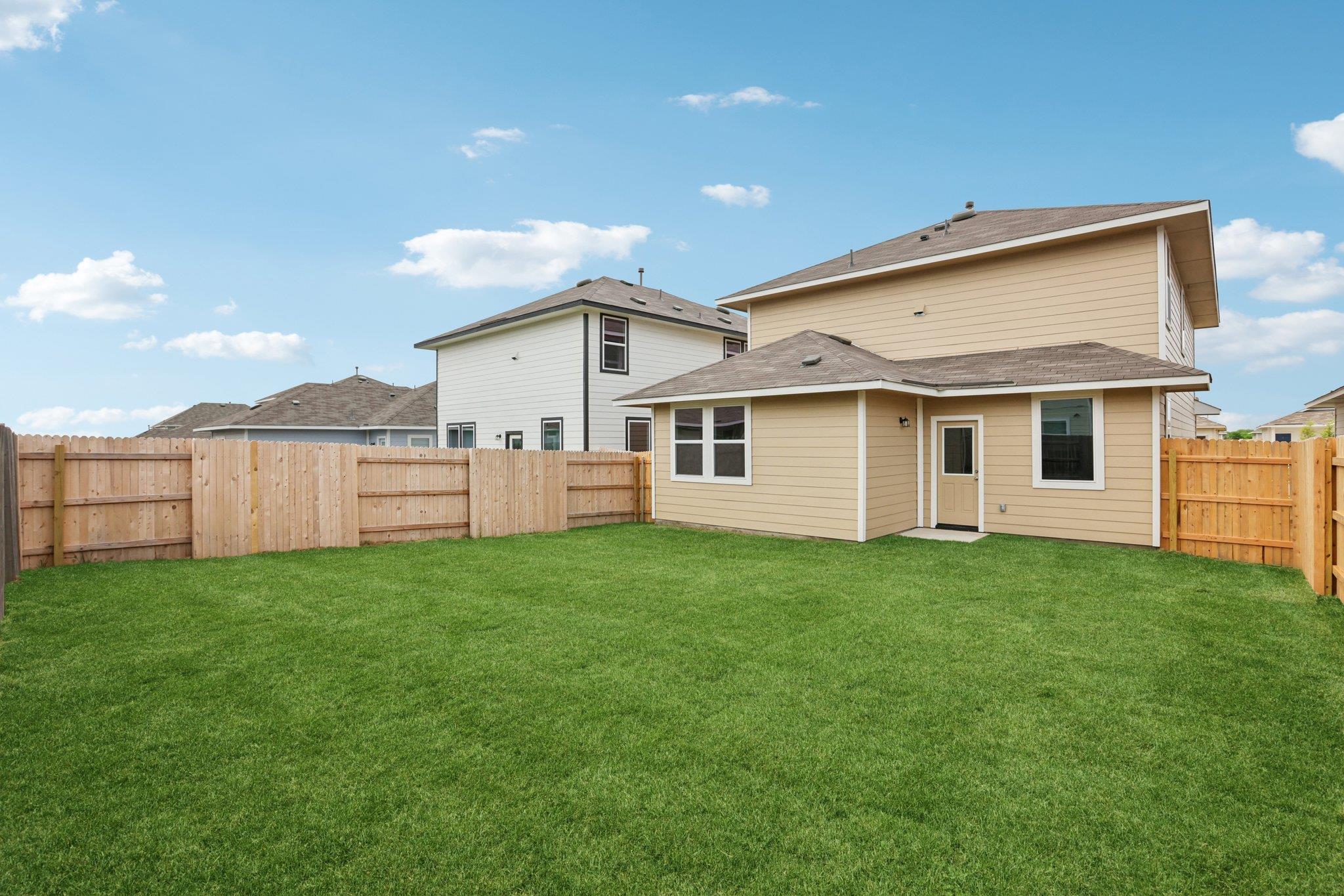 297 Jade St, Maxwell, TX 78656