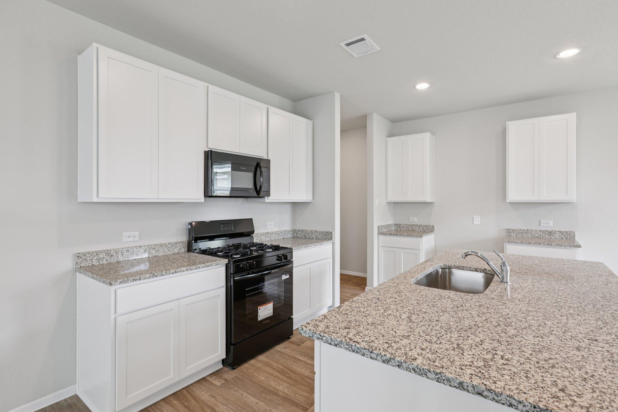 297 Jade St, Maxwell, TX 78656