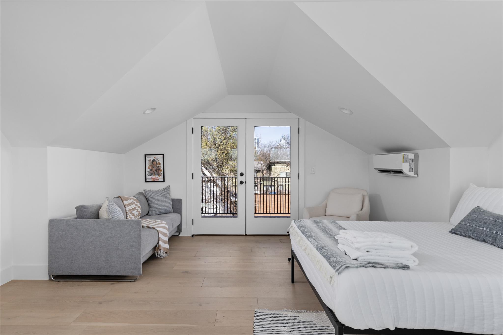 108 Comal St, Austin, TX 78702