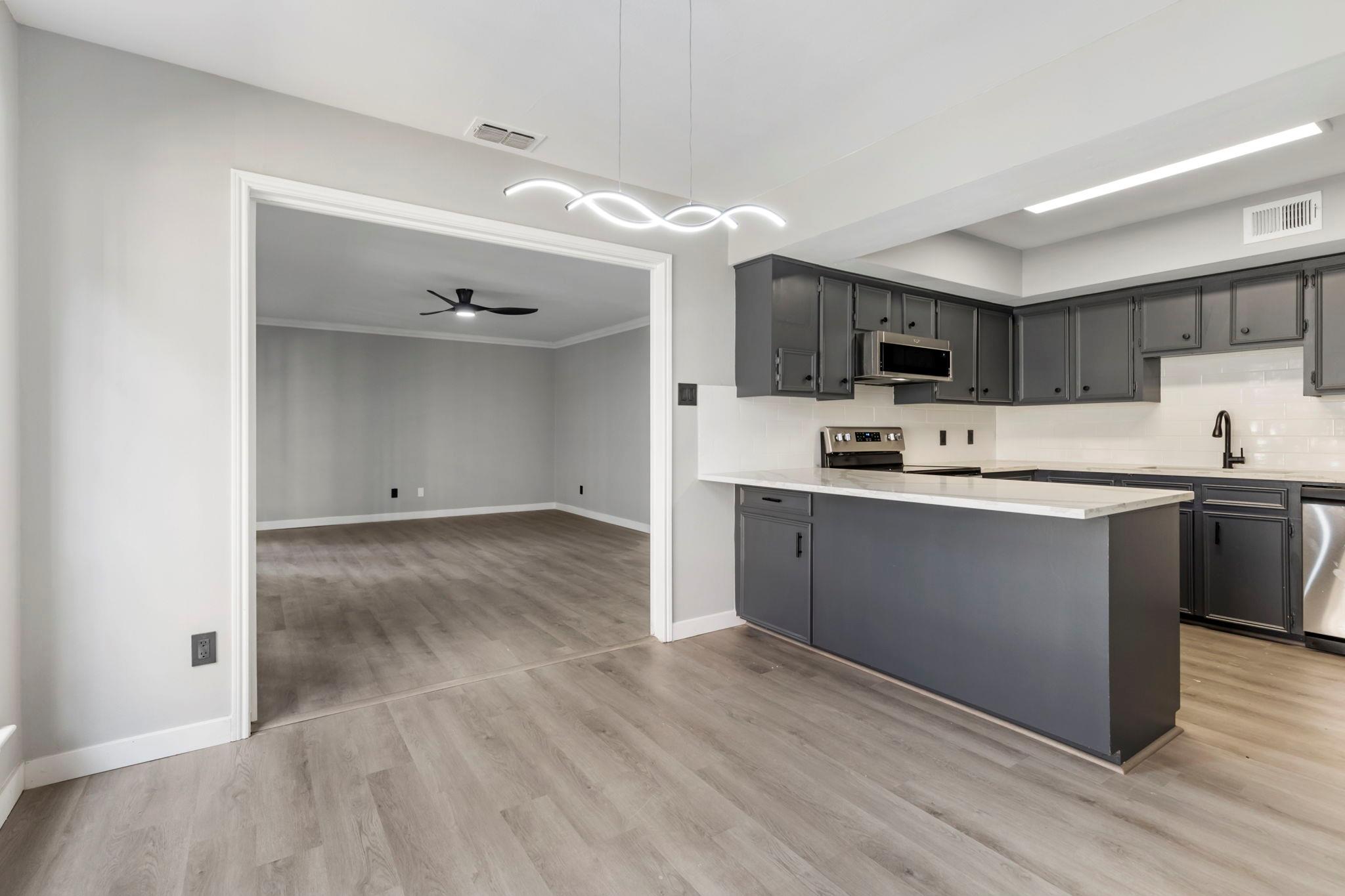 2226 Nantucket Dr # A, Houston, TX 77057