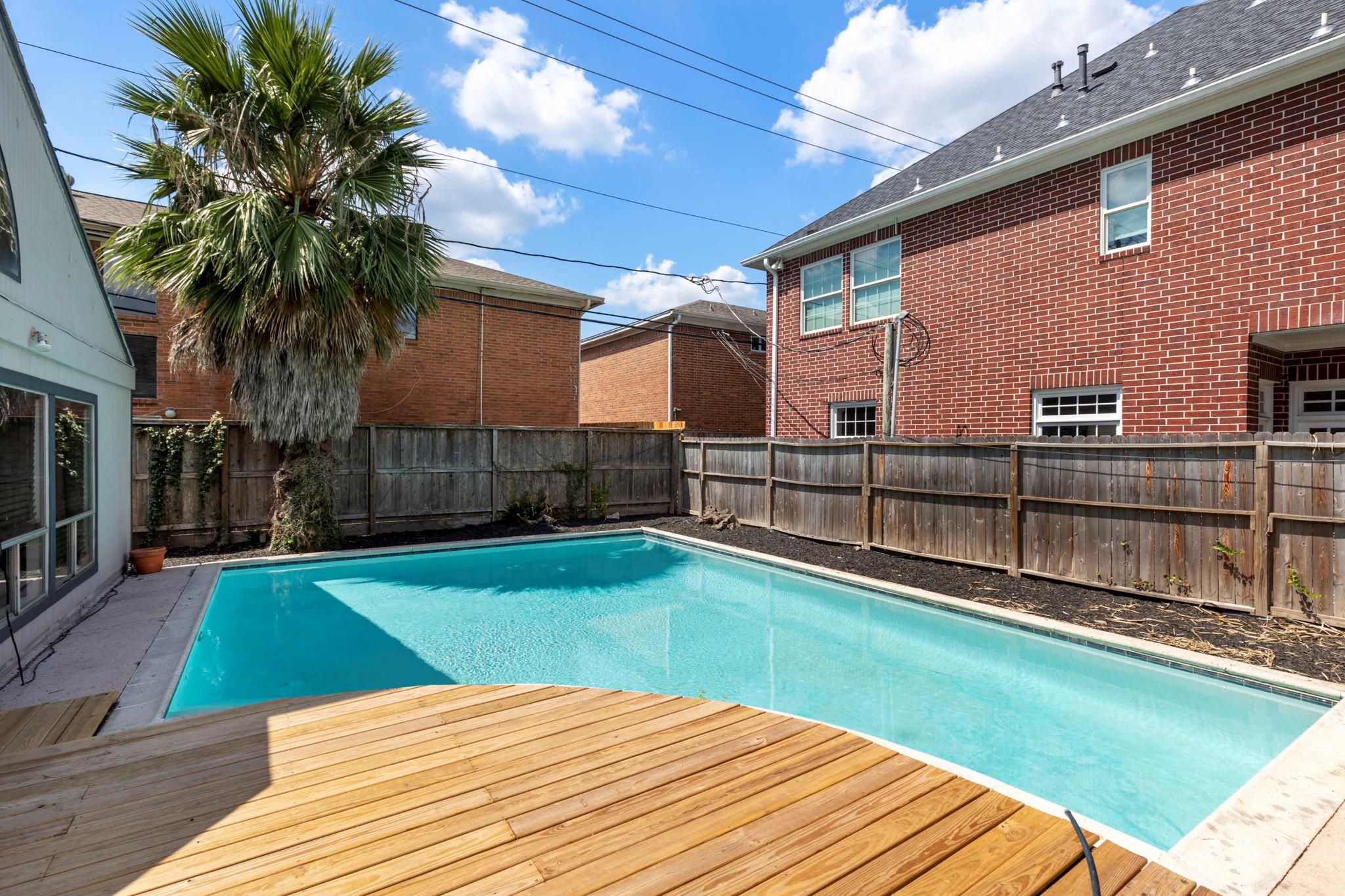 2226 Nantucket Dr # A, Houston, TX 77057