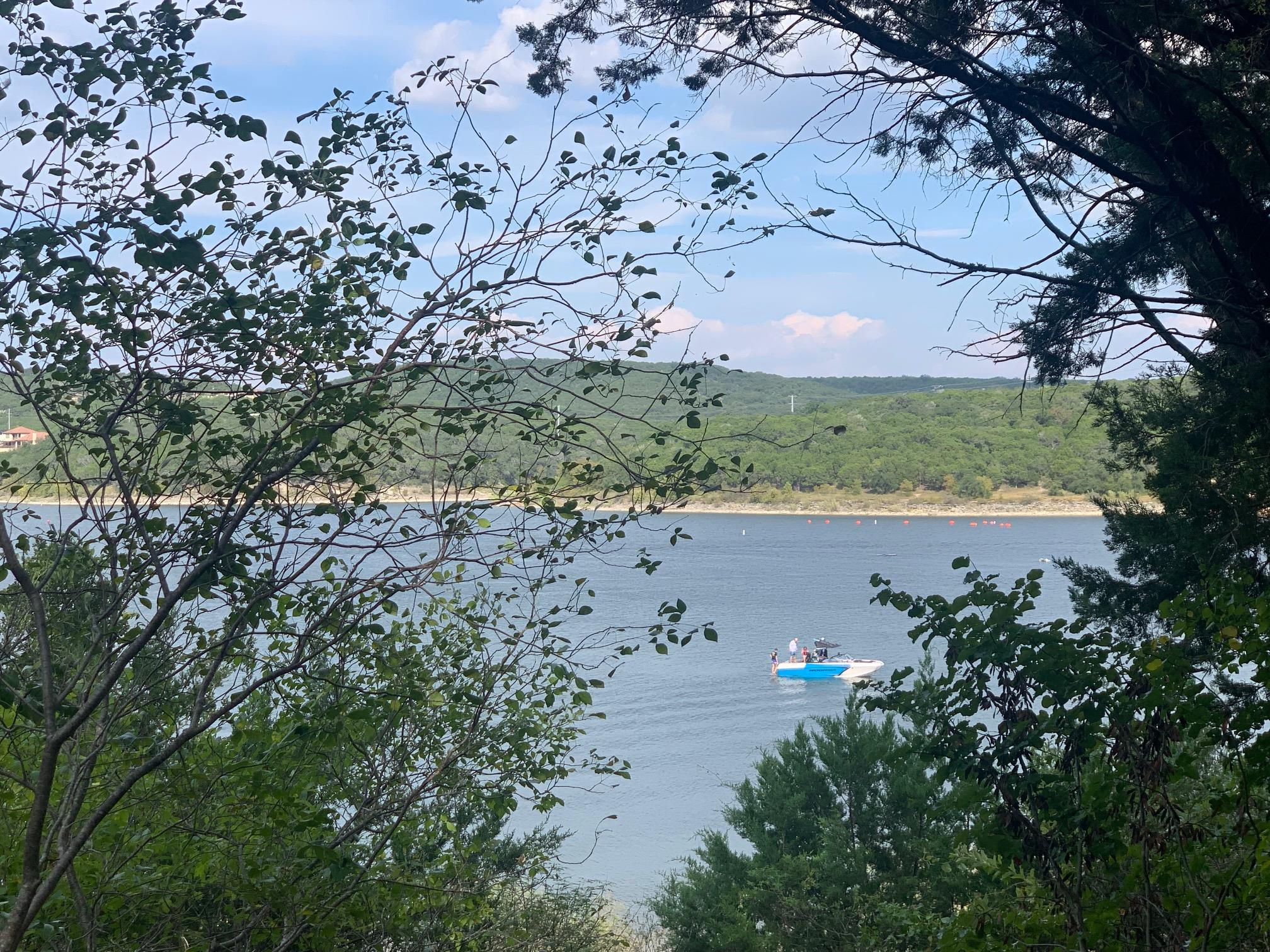 17140 Northlake Hills Dr, Jonestown, TX 78645