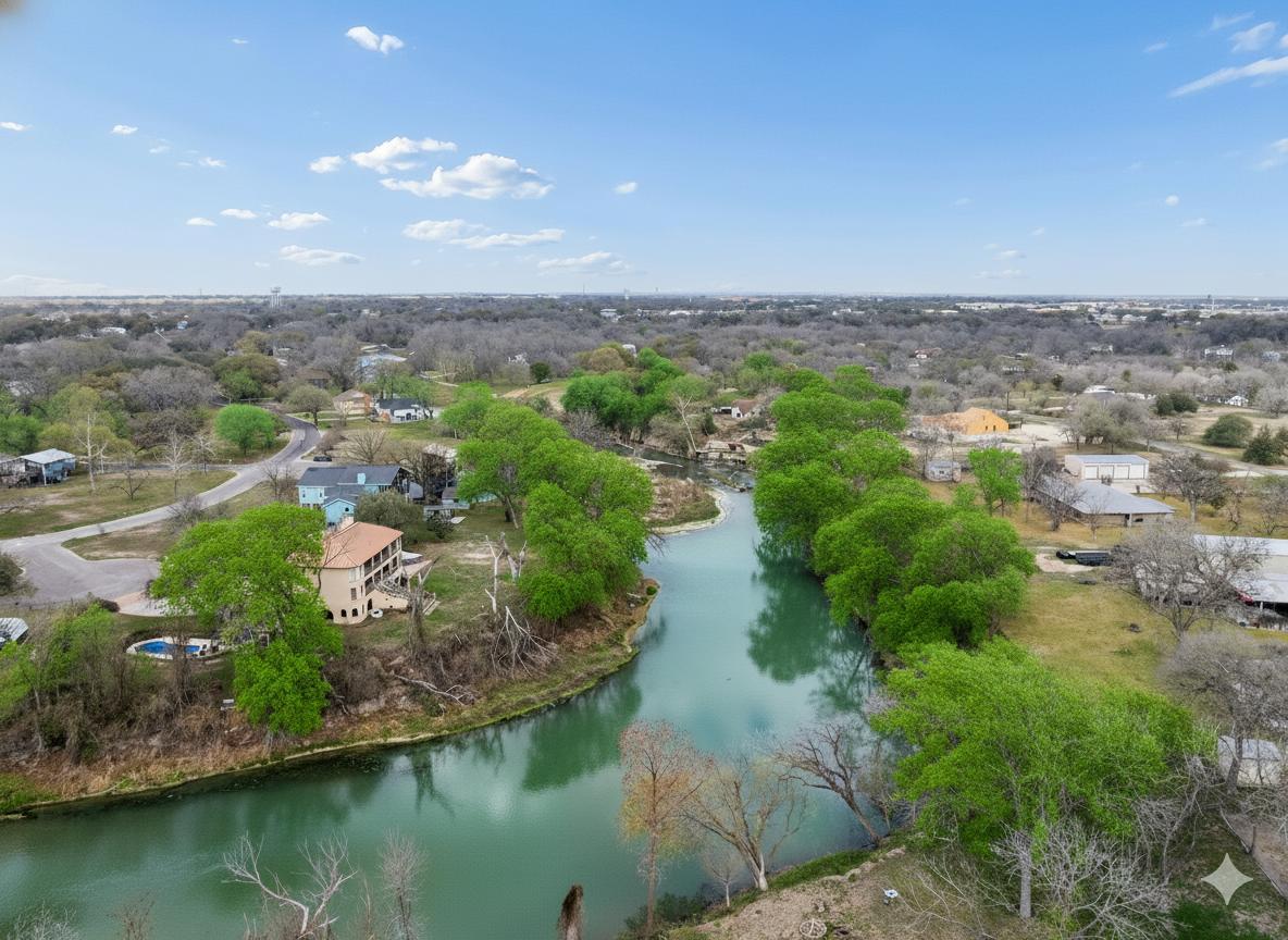 54 S Hampton Dr, Seguin, TX 78155