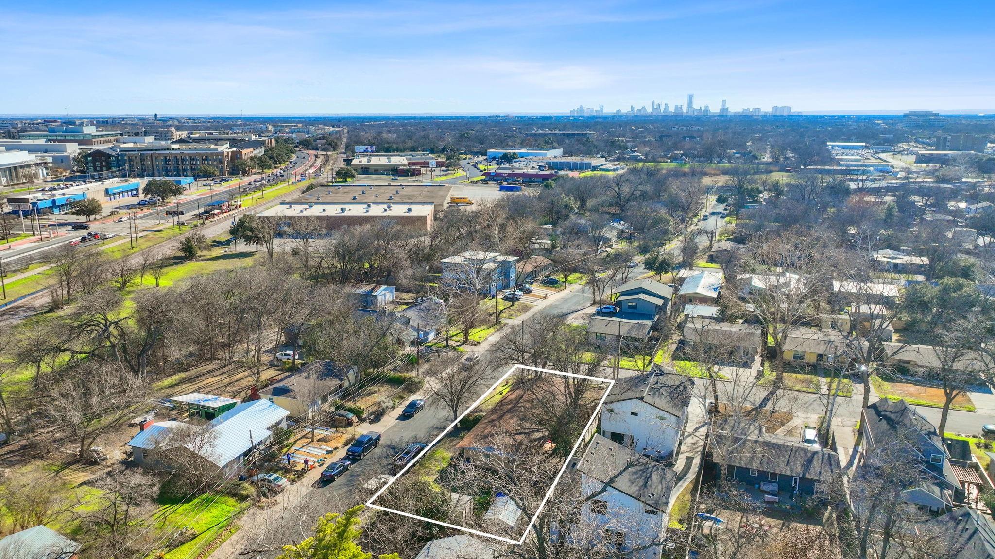 300 Irma, Austin, TX 78752