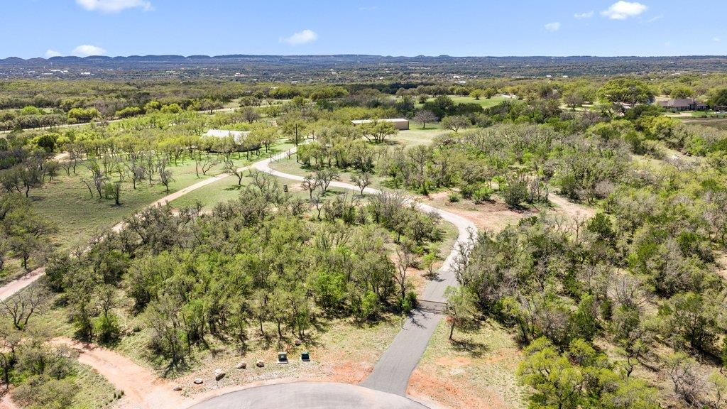 434 W Turner Ct, Johnson City, TX 78636