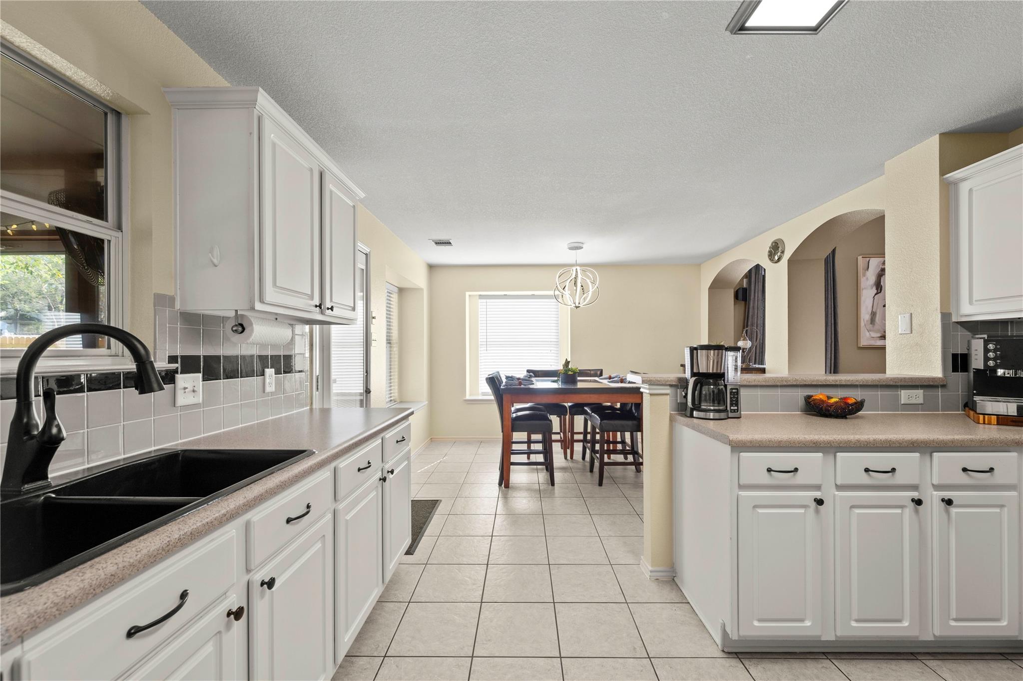 2008 Jesse Owens Dr, Austin, TX 78748