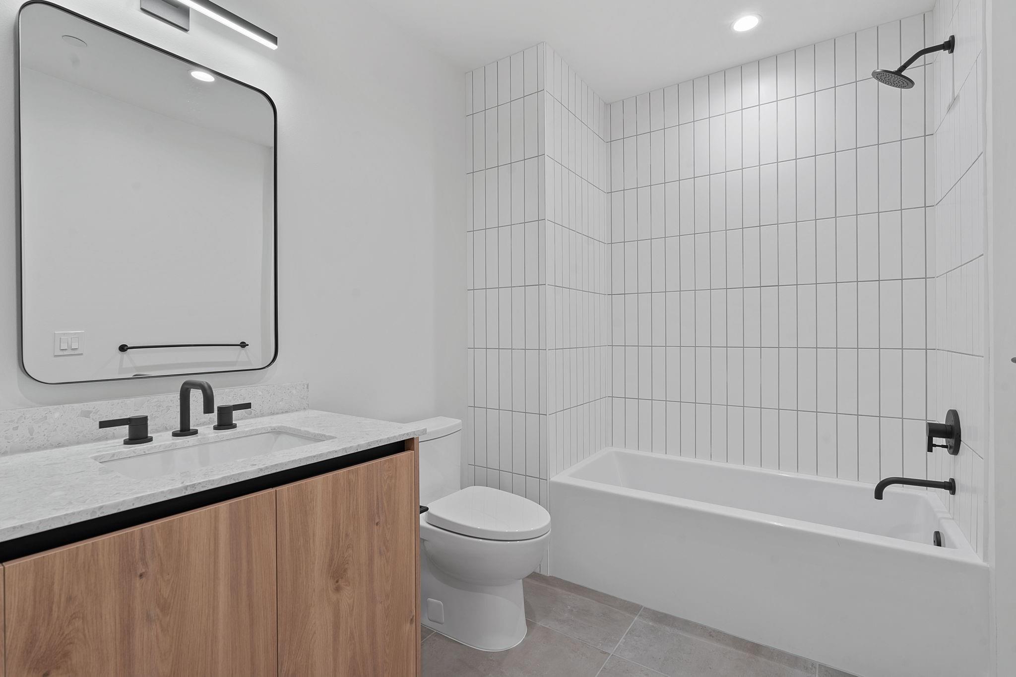 84 East Ave # 3809, Austin, TX 78701