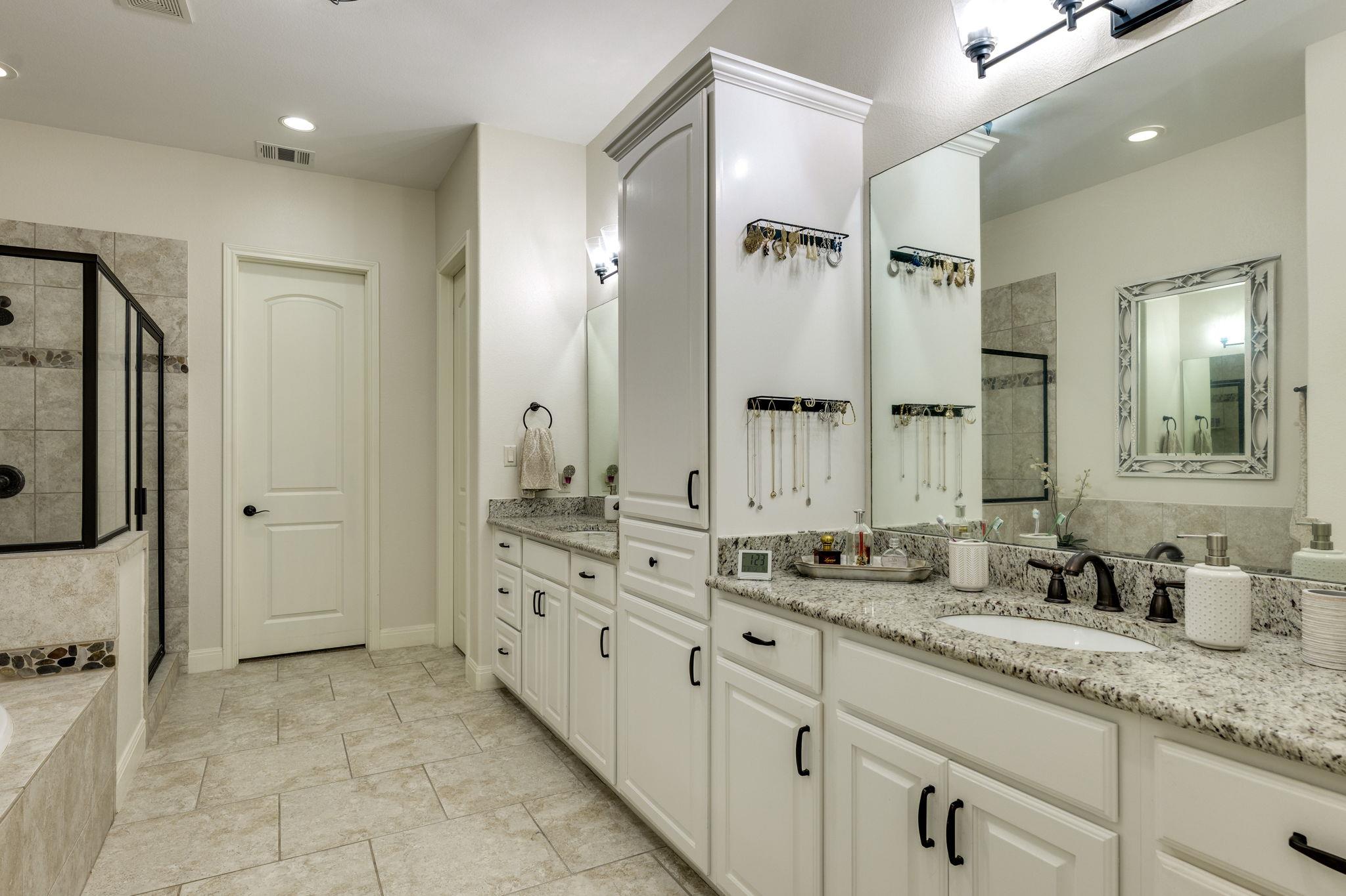 118 Perpetuation Dr, Austin, TX 78734