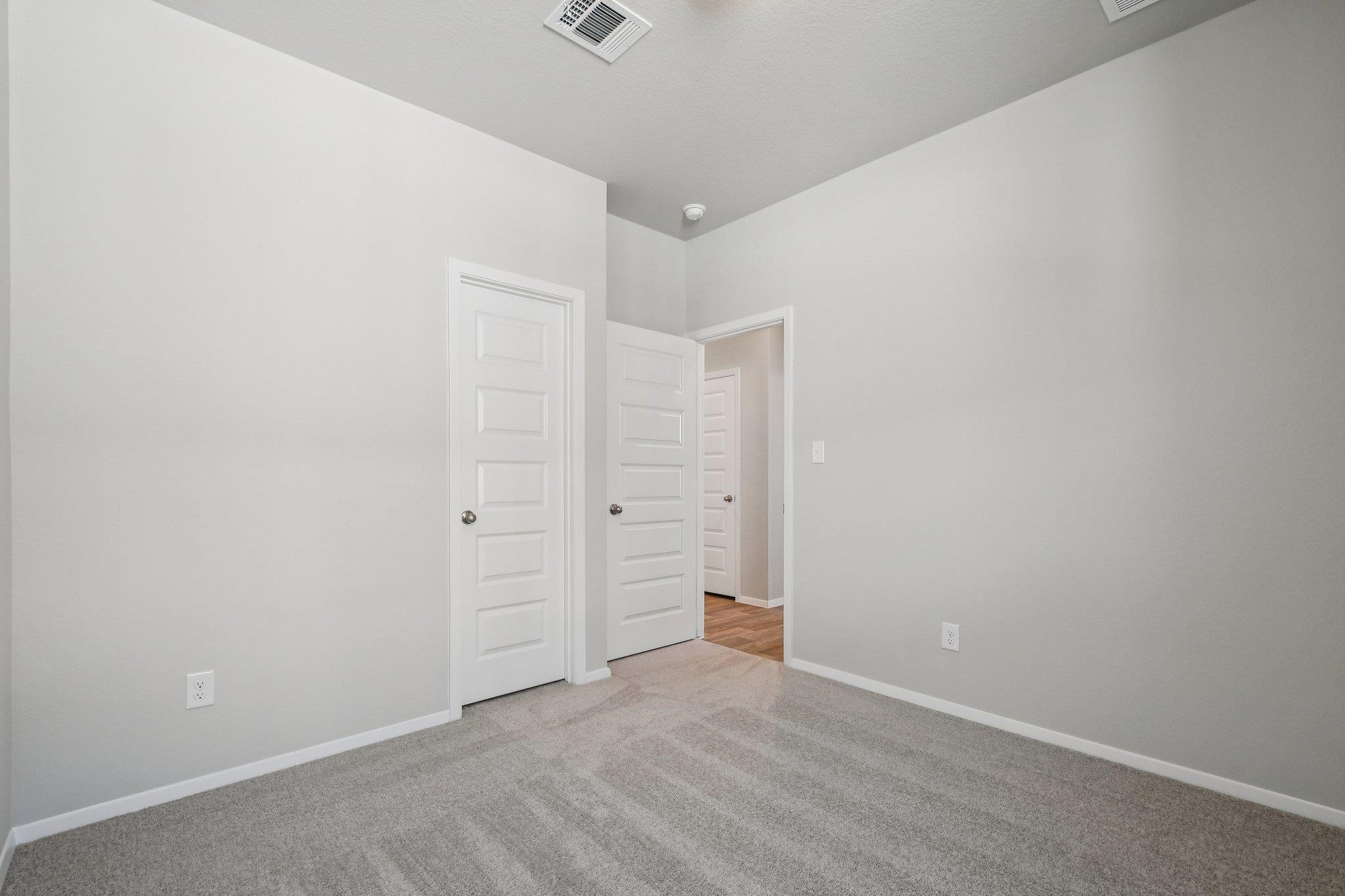 135 Summer Dr, Elgin, TX 78621