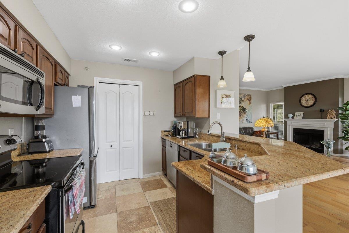 6000 Shepherd Mountain Cv NW # 903, Austin, TX 78730