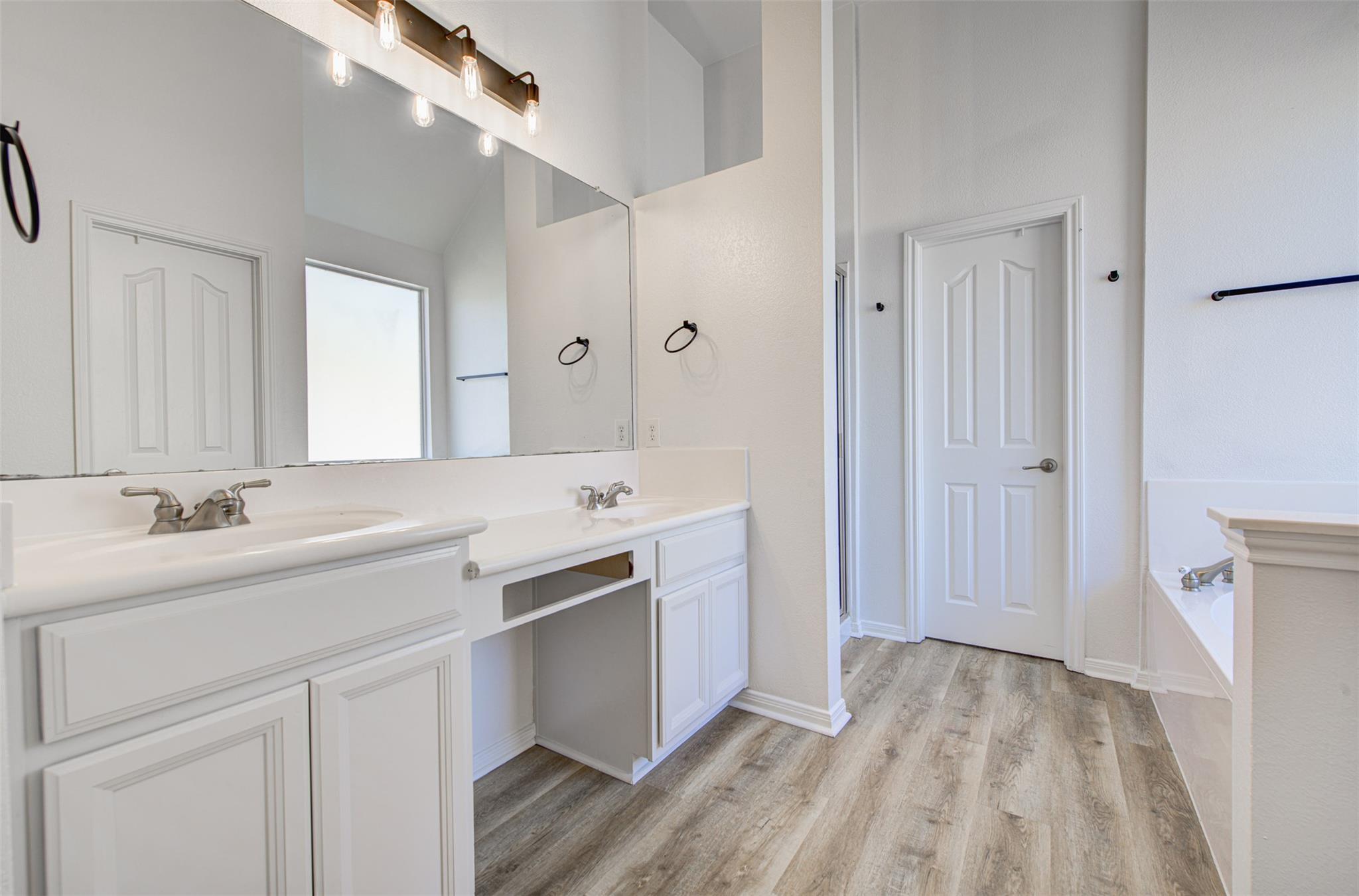 12512 Capitol Saddlery Trl, Austin, TX 78732