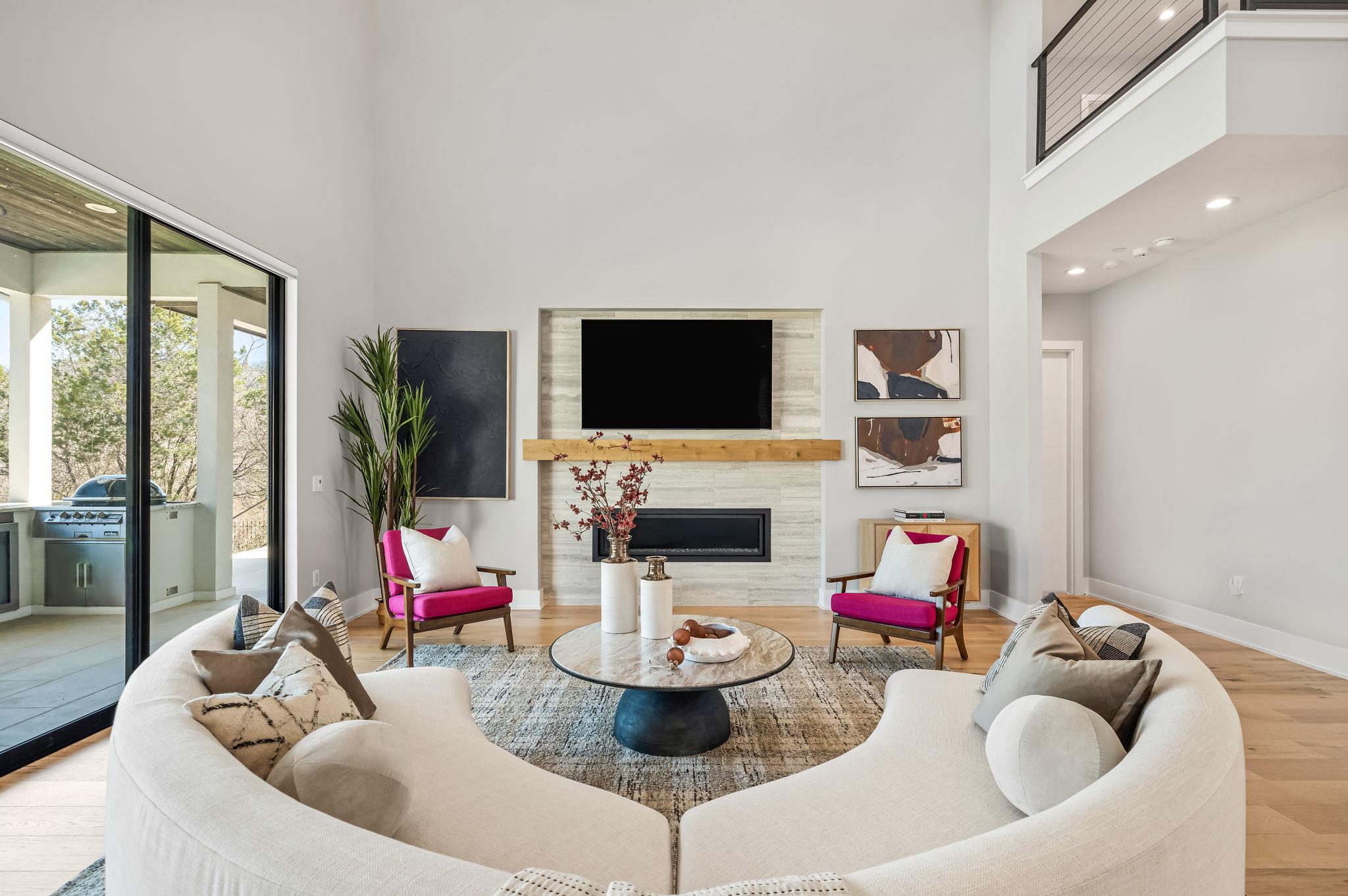 909 Cypress Grove Dr, Austin, TX 78732