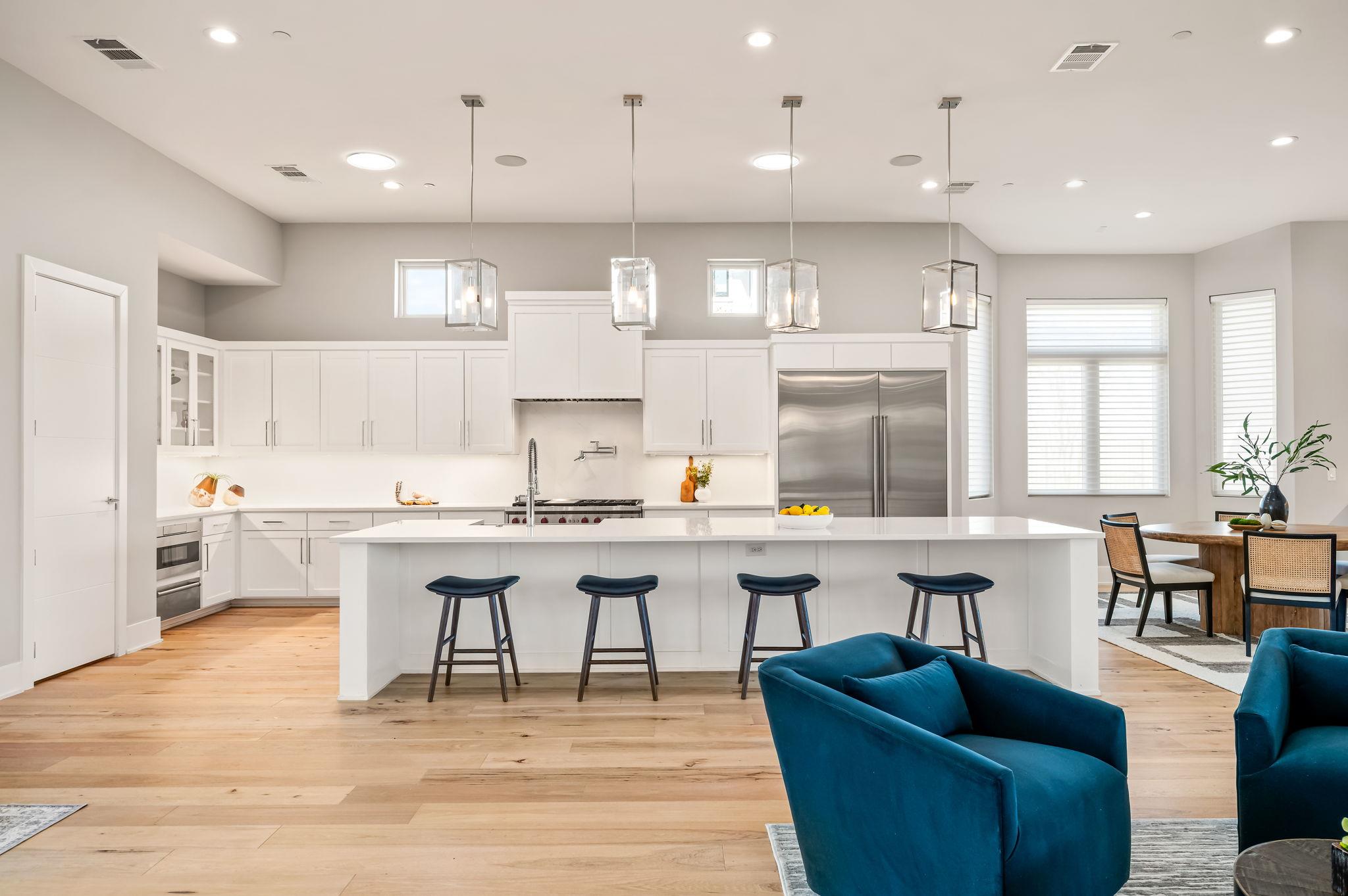 909 Cypress Grove Dr, Austin, TX 78732