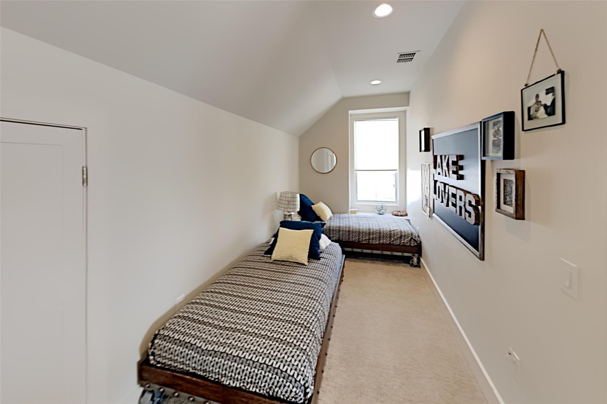 19517 Flying J Blvd # 6, Spicewood, TX 78669