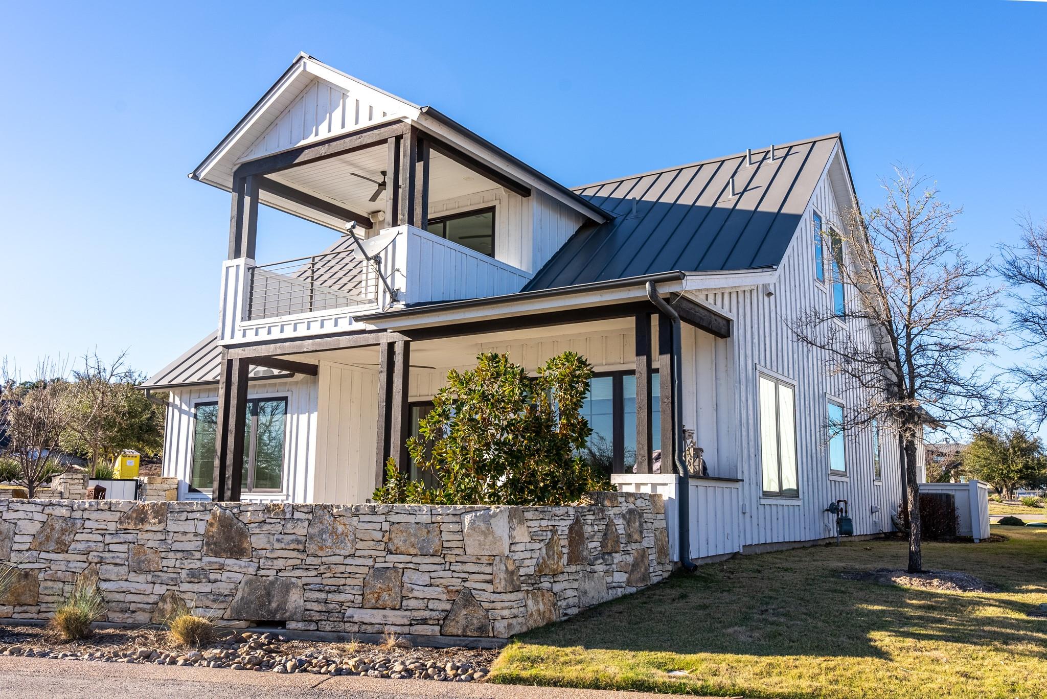 19517 Flying J Blvd # 6, Spicewood, TX 78669