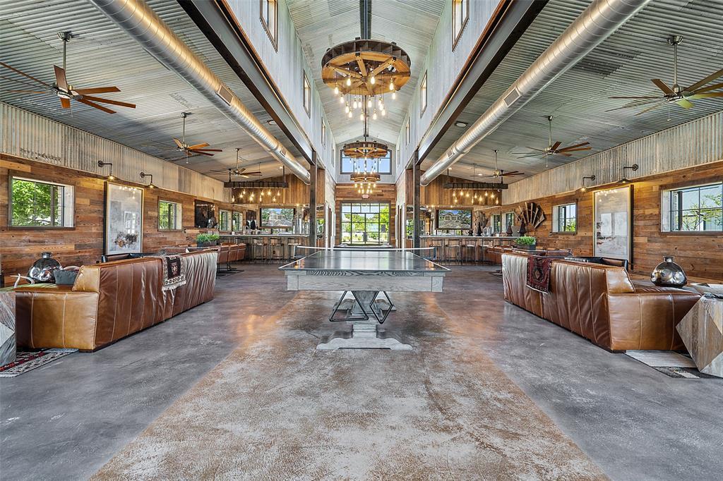 19517 Flying J Blvd # 6, Spicewood, TX 78669