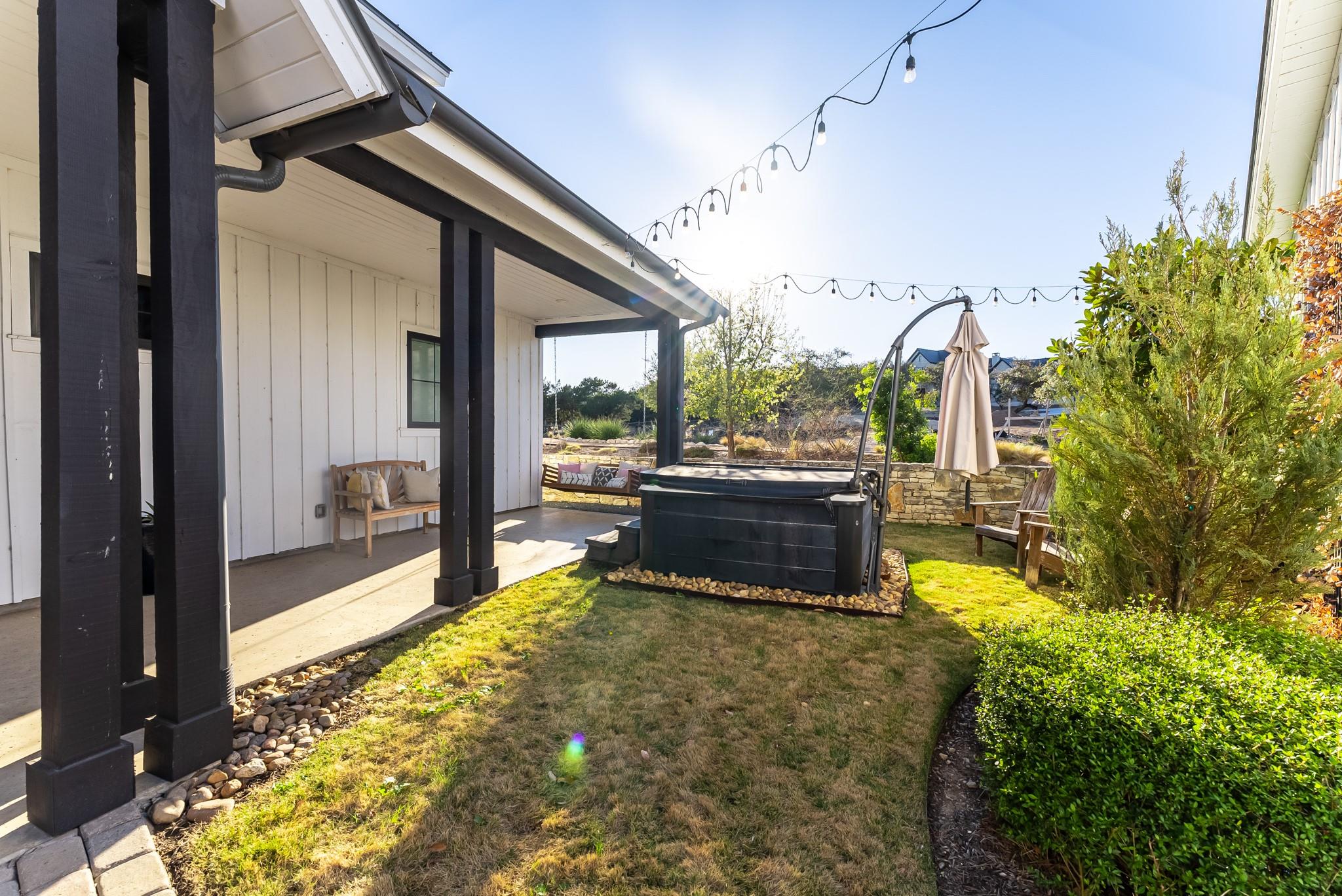 19517 Flying J Blvd # 6, Spicewood, TX 78669