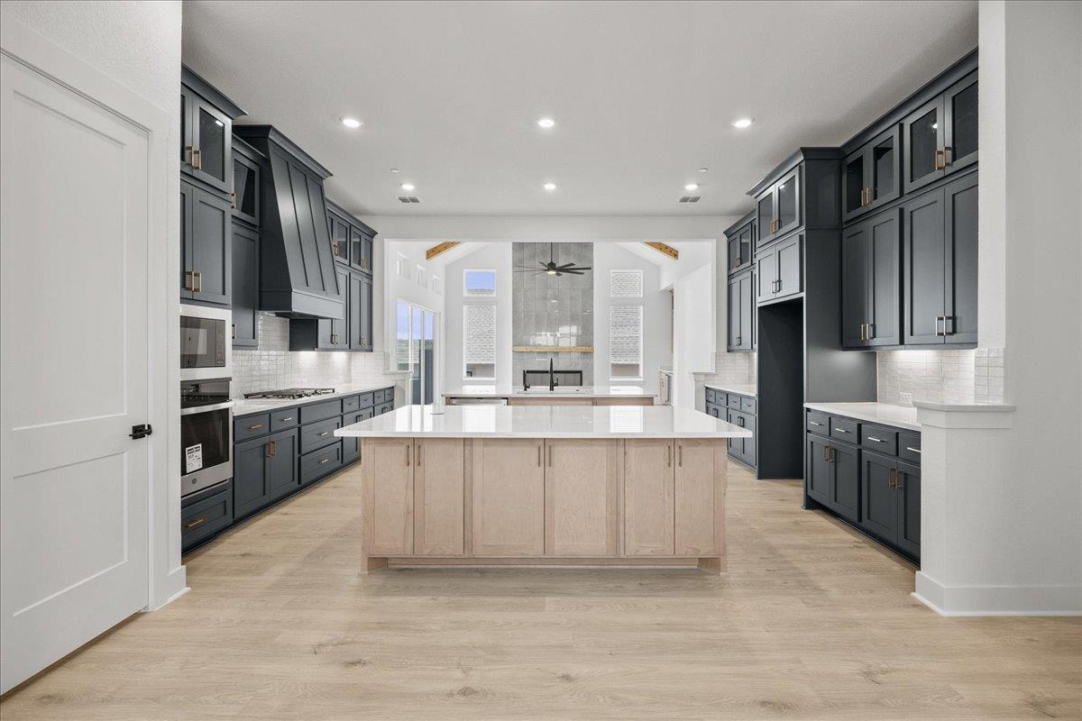 19109 Hopper Ln, Austin, TX 78738