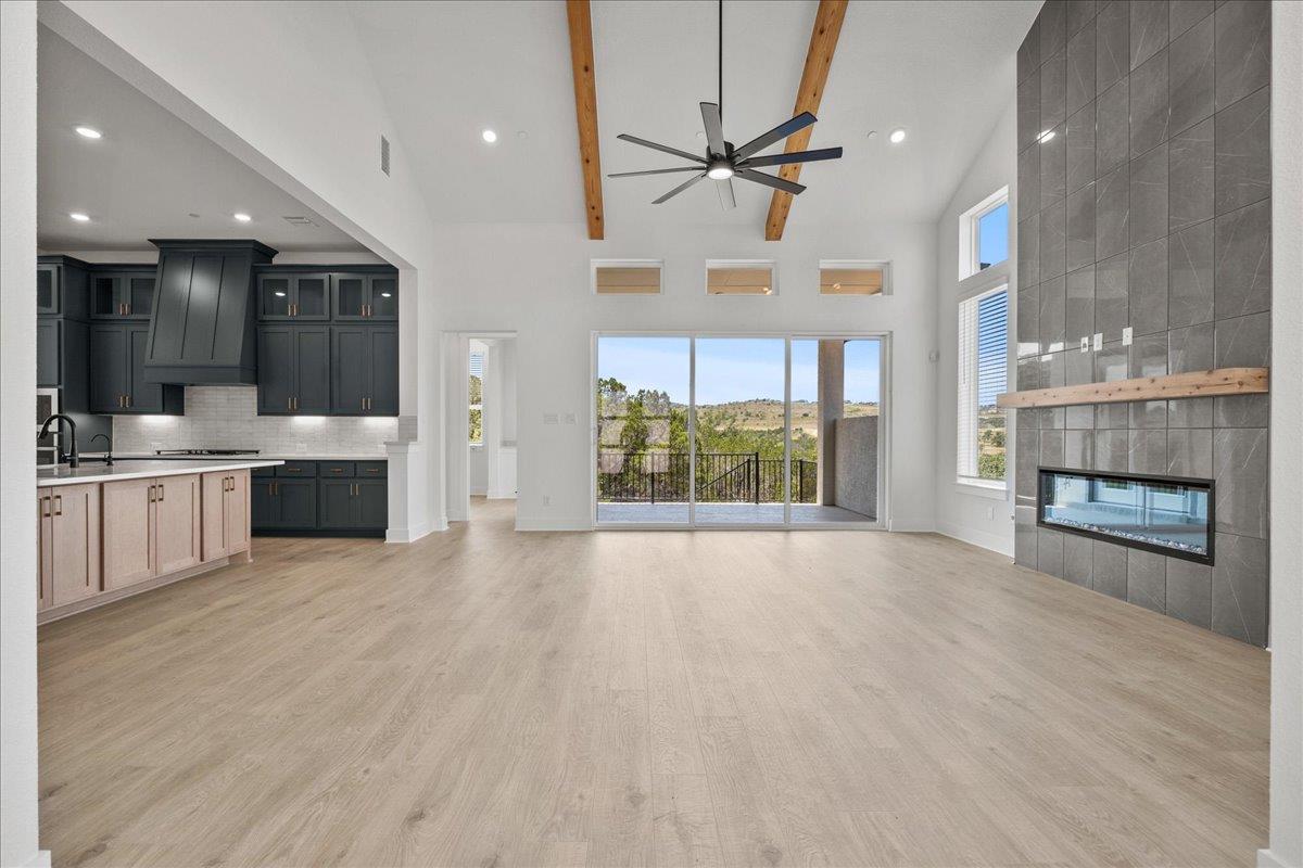 19109 Hopper Ln, Austin, TX 78738