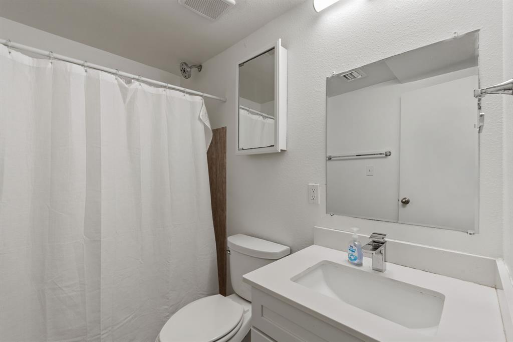 911 W 22 St # 401, Austin, TX 78705