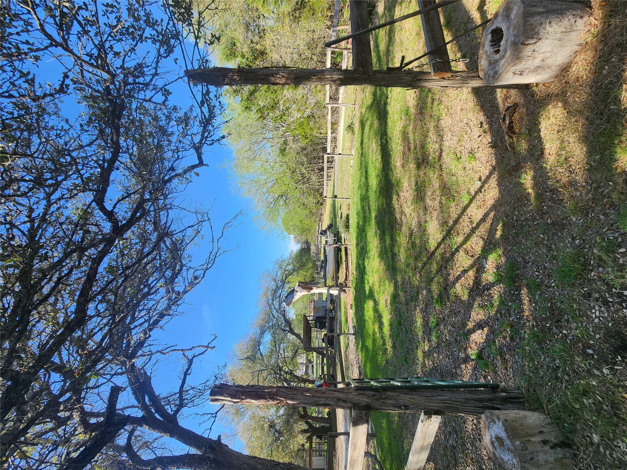 200 Little Barton Dr, Dripping Springs, TX 78620