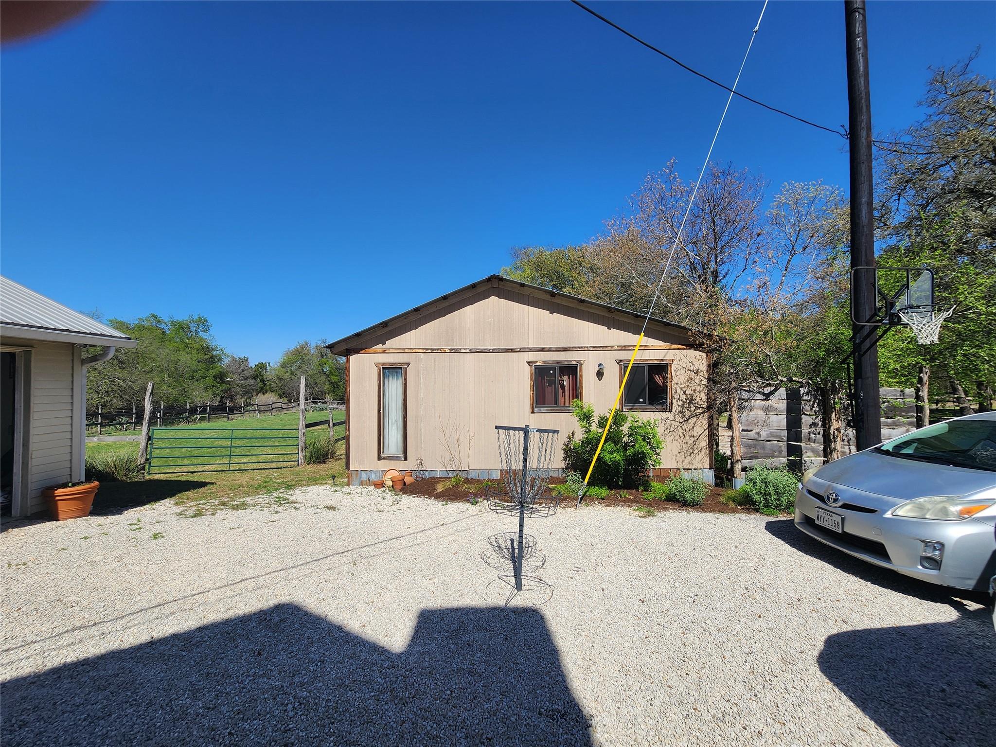 200 Little Barton Dr, Dripping Springs, TX 78620