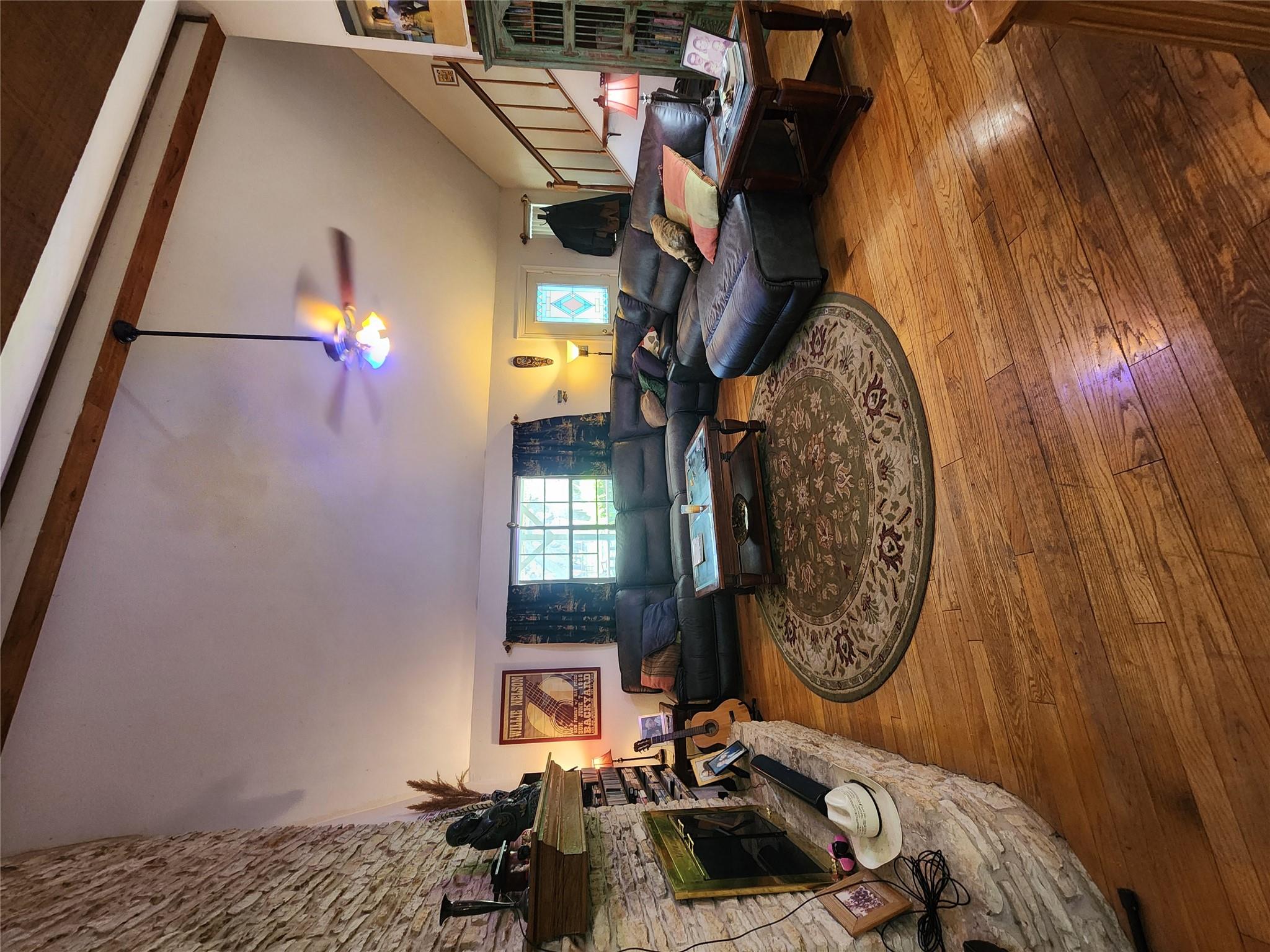 200 Little Barton Dr, Dripping Springs, TX 78620