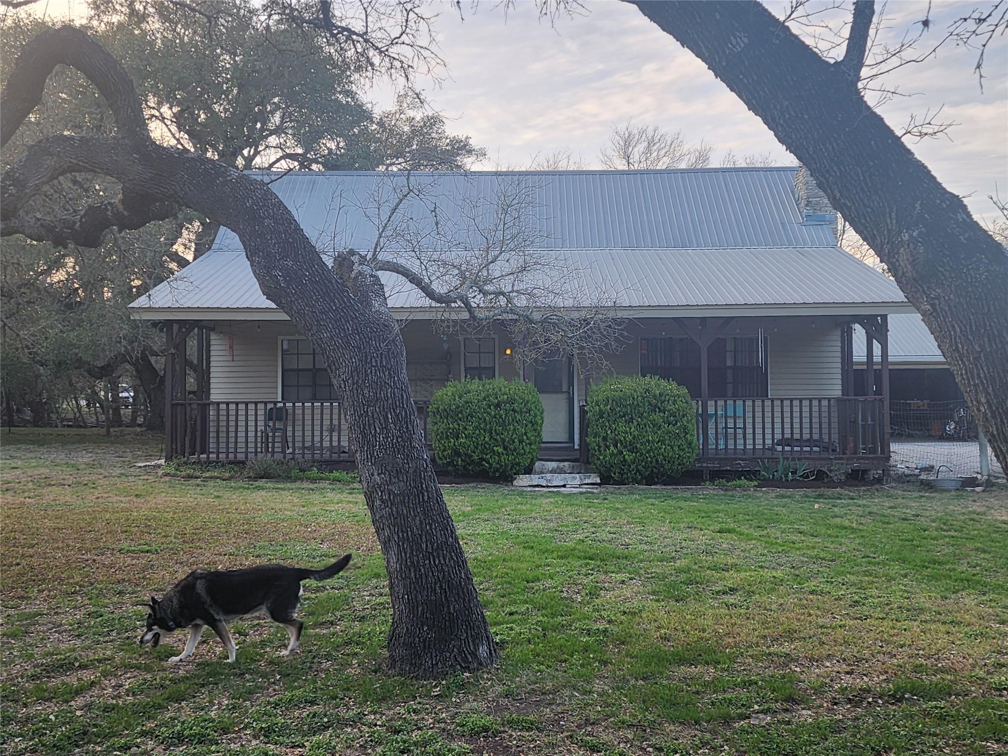 200 Little Barton Dr, Dripping Springs, TX 78620