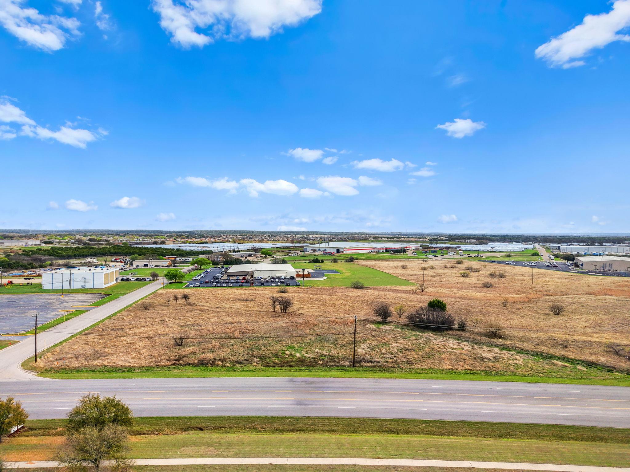 712 N. Twin Creek Dr, Killeen, TX 76543