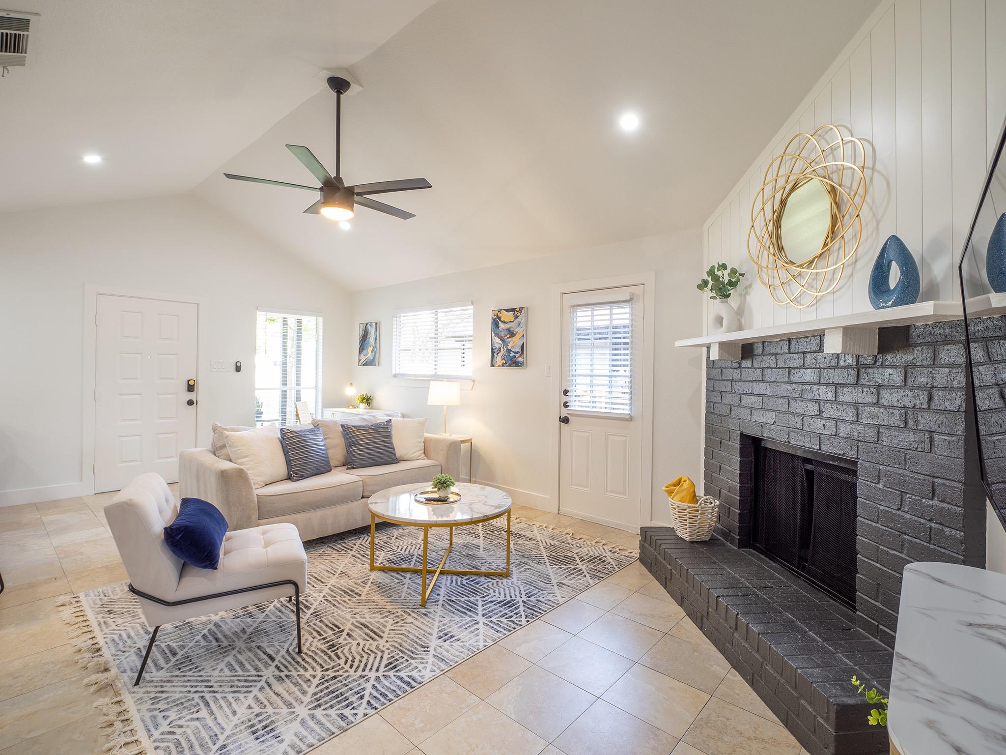 11409 Parmigan Dr # B, Austin, TX 78758