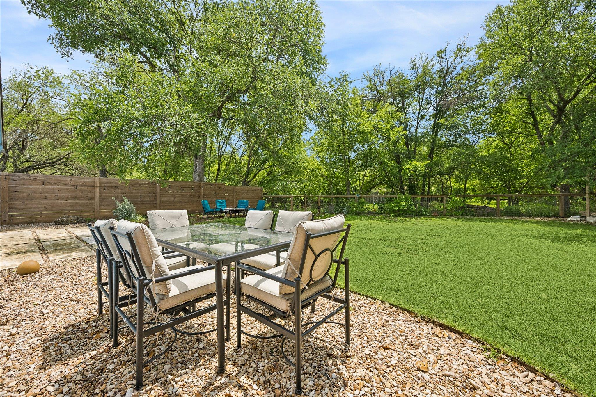 3811 Stonecroft Dr, Austin, TX 78749