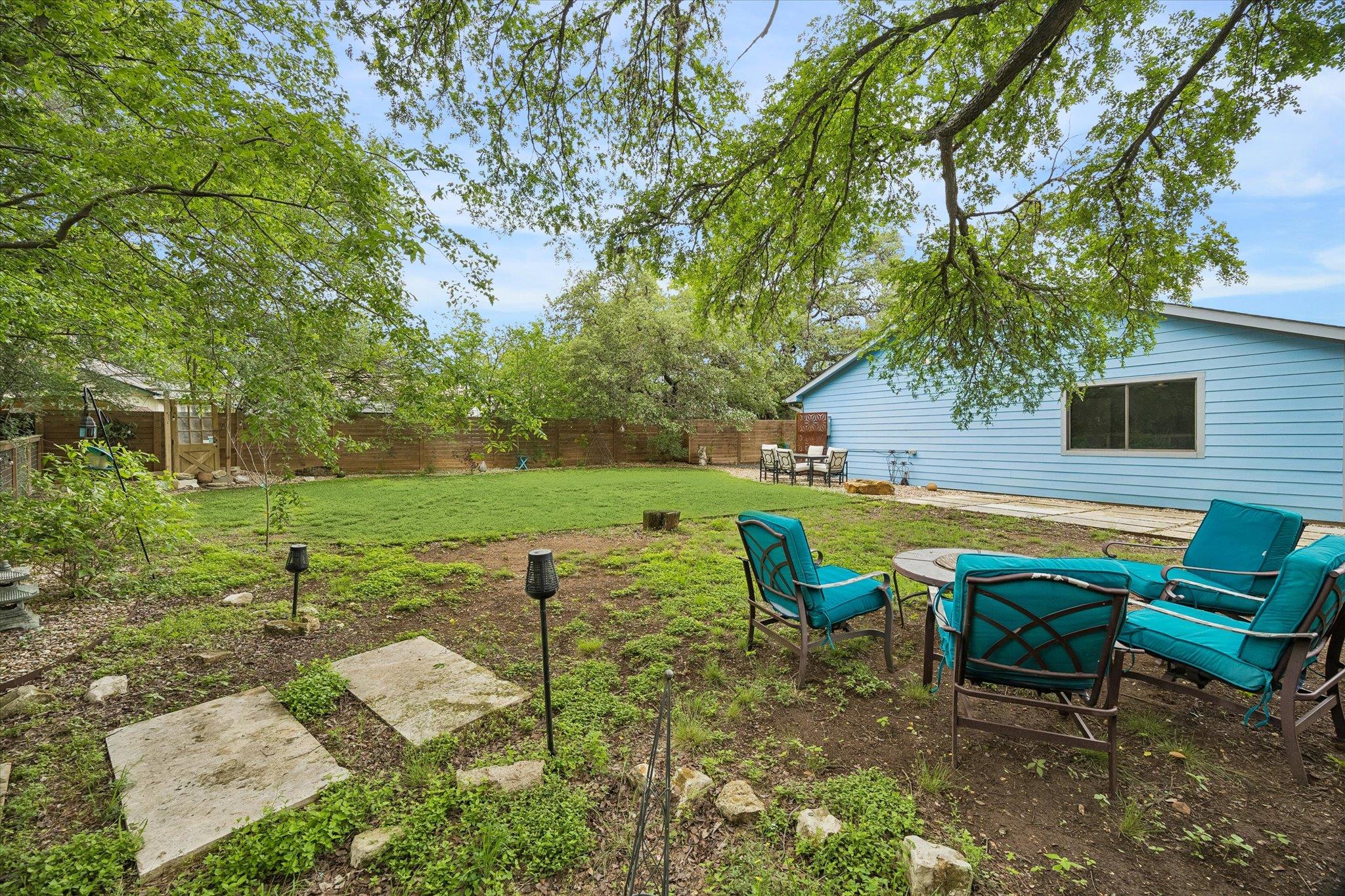 3811 Stonecroft Dr, Austin, TX 78749