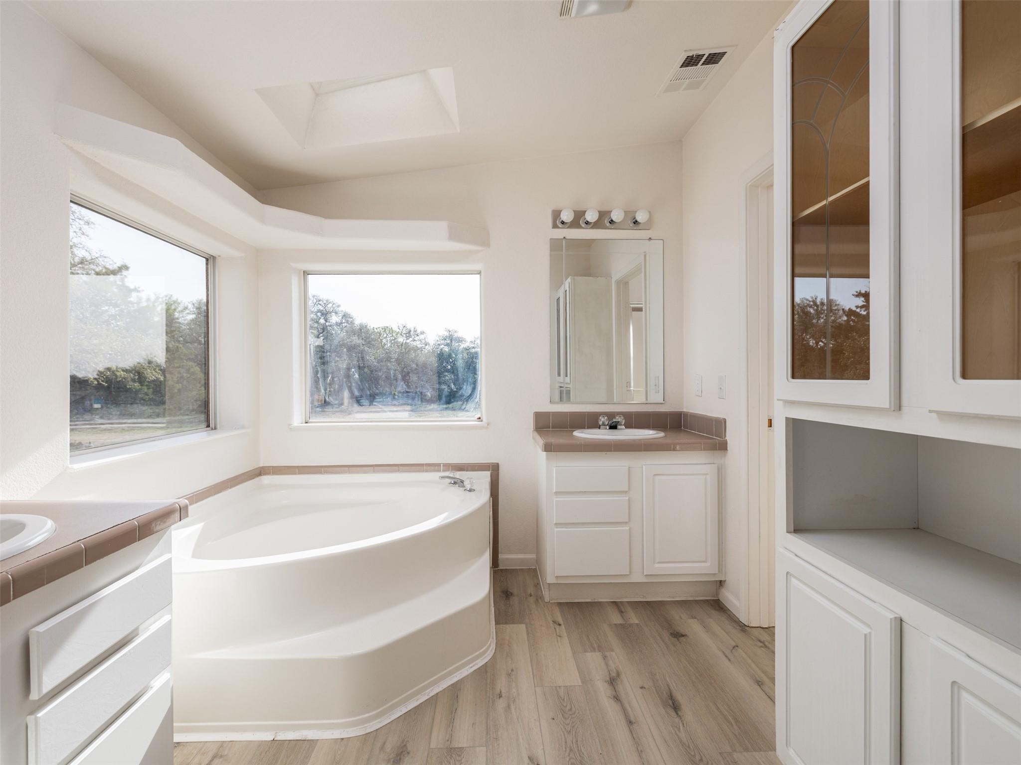 1547 Lost Trl, New Braunfels, TX 78132