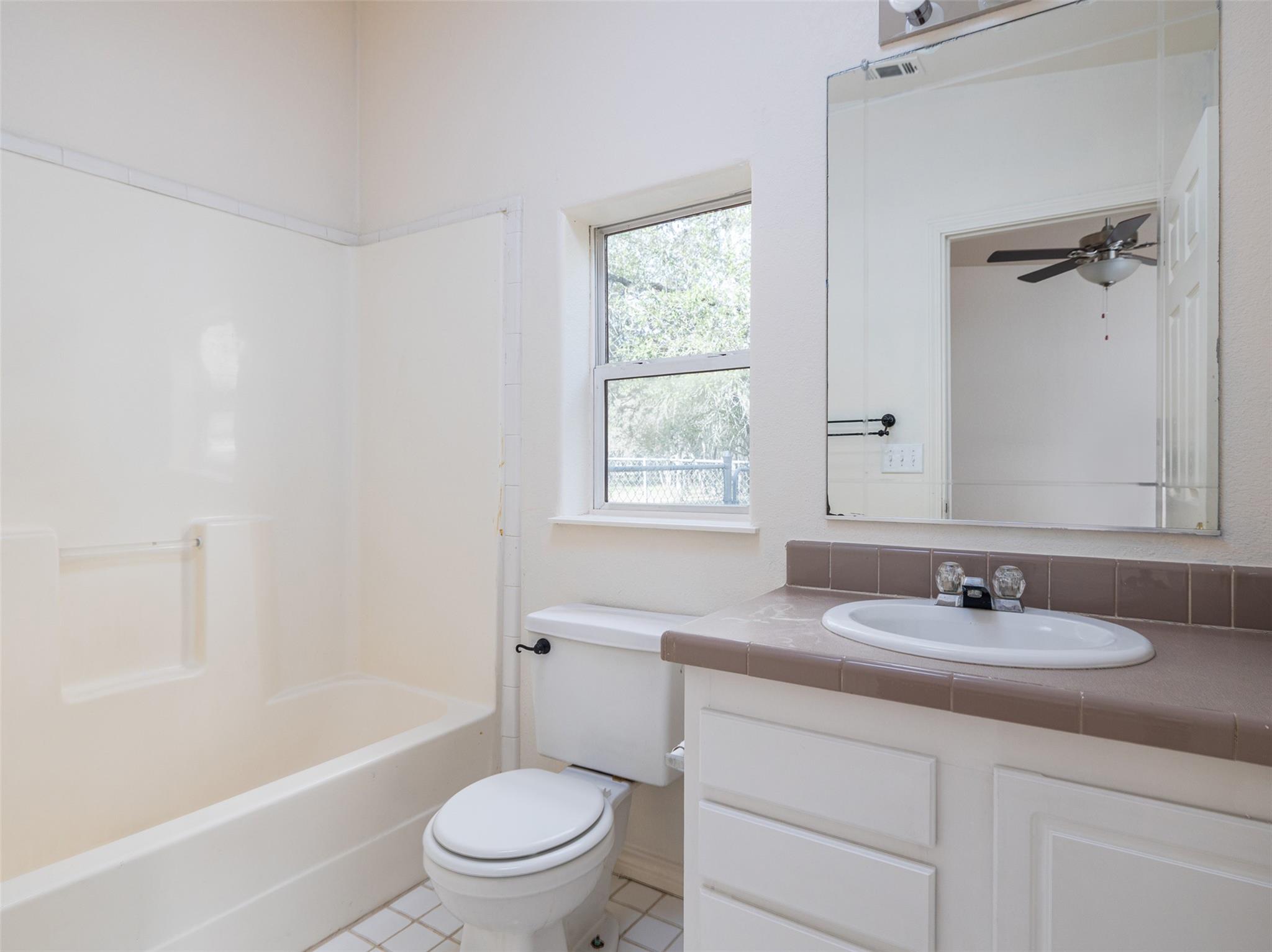 1547 Lost Trl, New Braunfels, TX 78132