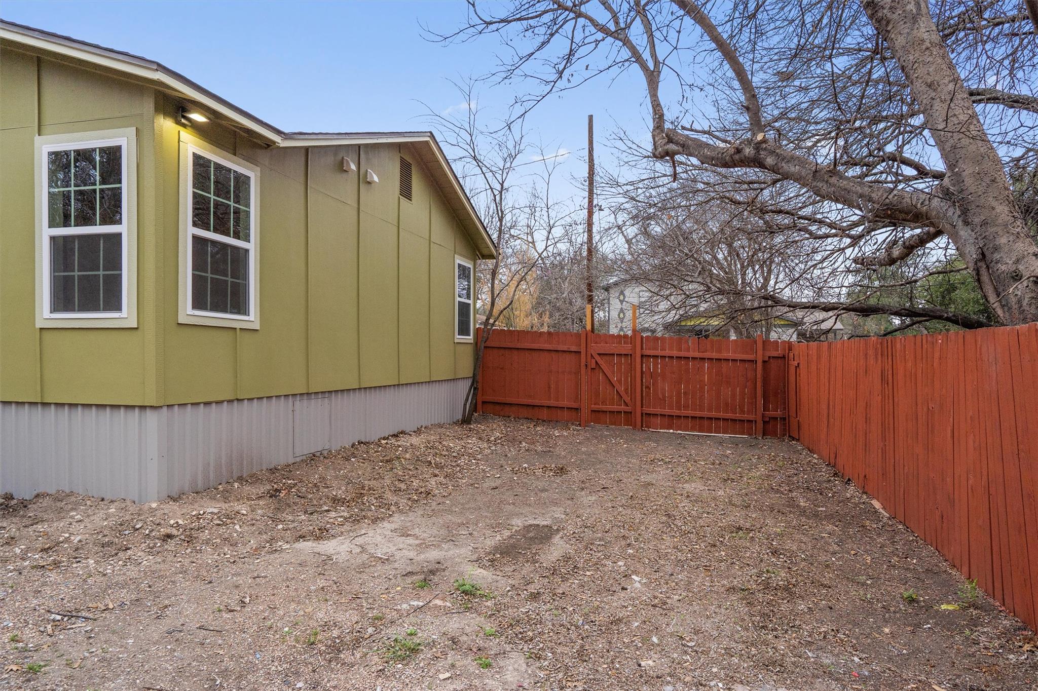 8801 Little Walnut Dr, Austin, TX 78753