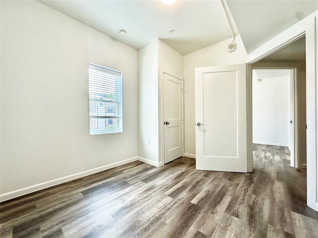 911 W 22nd. St # 203, Austin, TX 78705