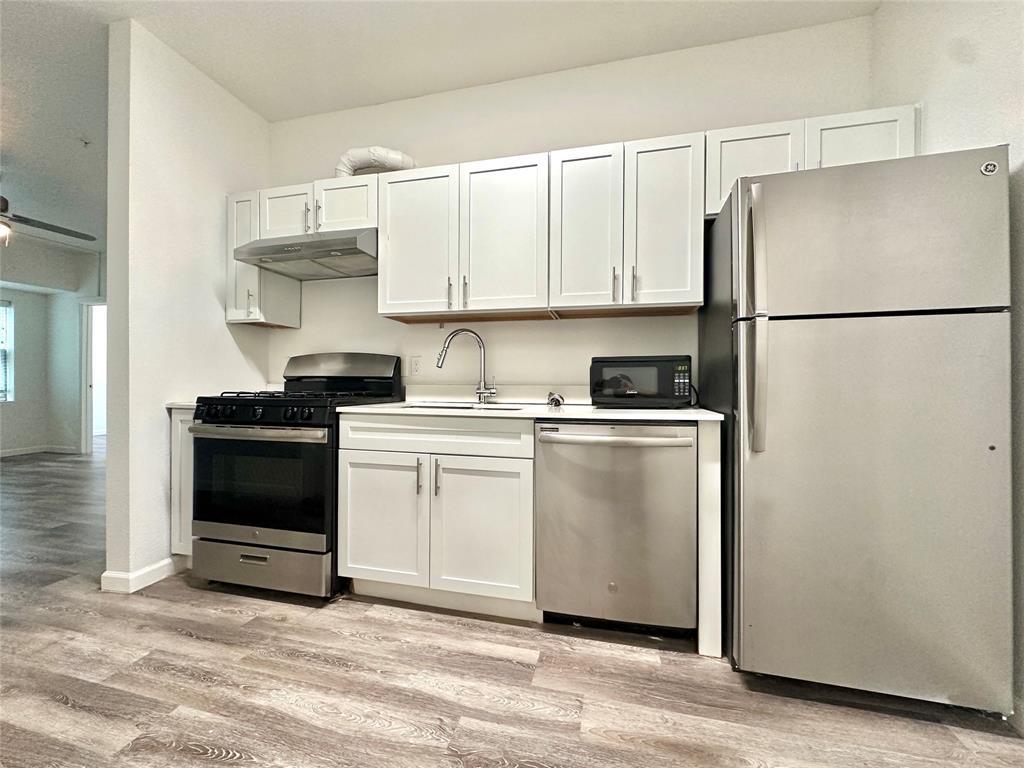 911 W 22nd. St # 203, Austin, TX 78705