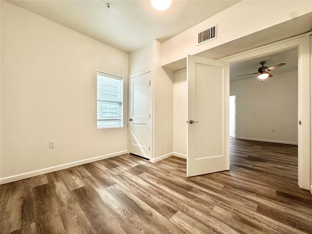 911 W 22nd. St # 203, Austin, TX 78705