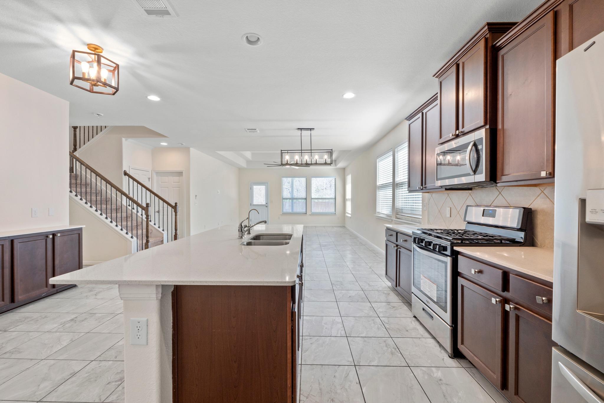 405 Little Draw Ln, Leander, TX 78641