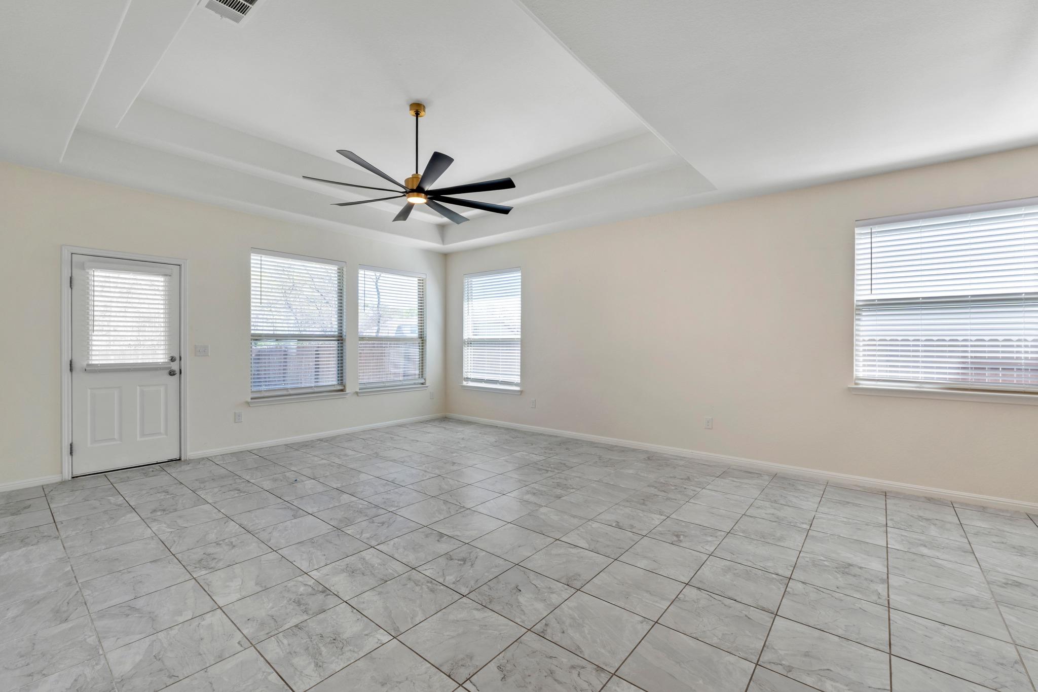 405 Little Draw Ln, Leander, TX 78641