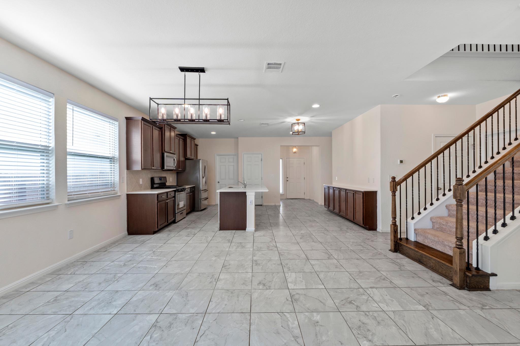 405 Little Draw Ln, Leander, TX 78641