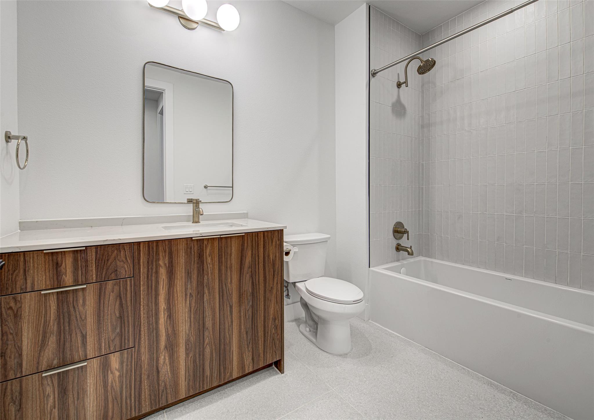 1701 Simond Ave # 229, Austin, TX 78723