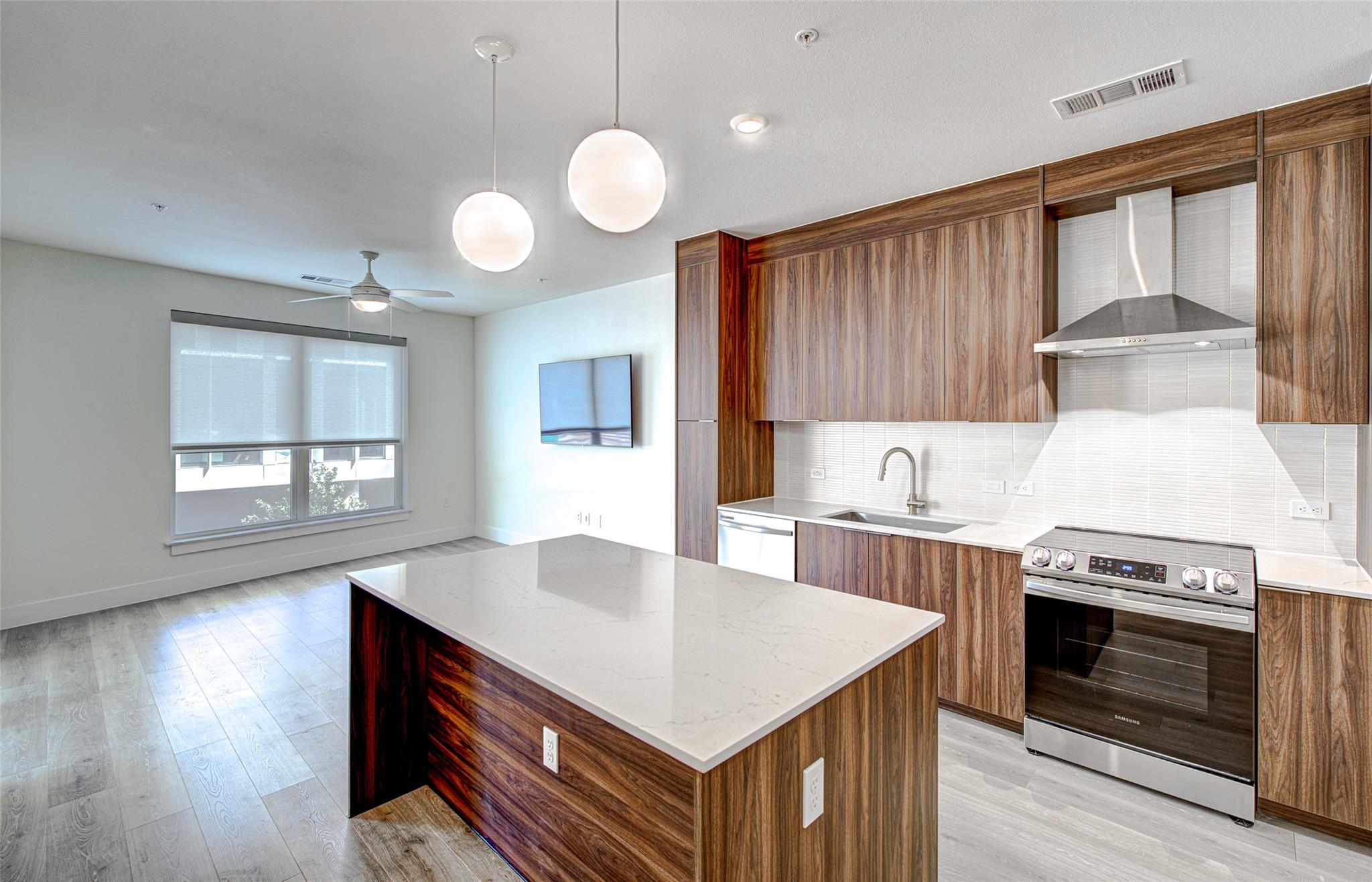 1701 Simond Ave # 229, Austin, TX 78723