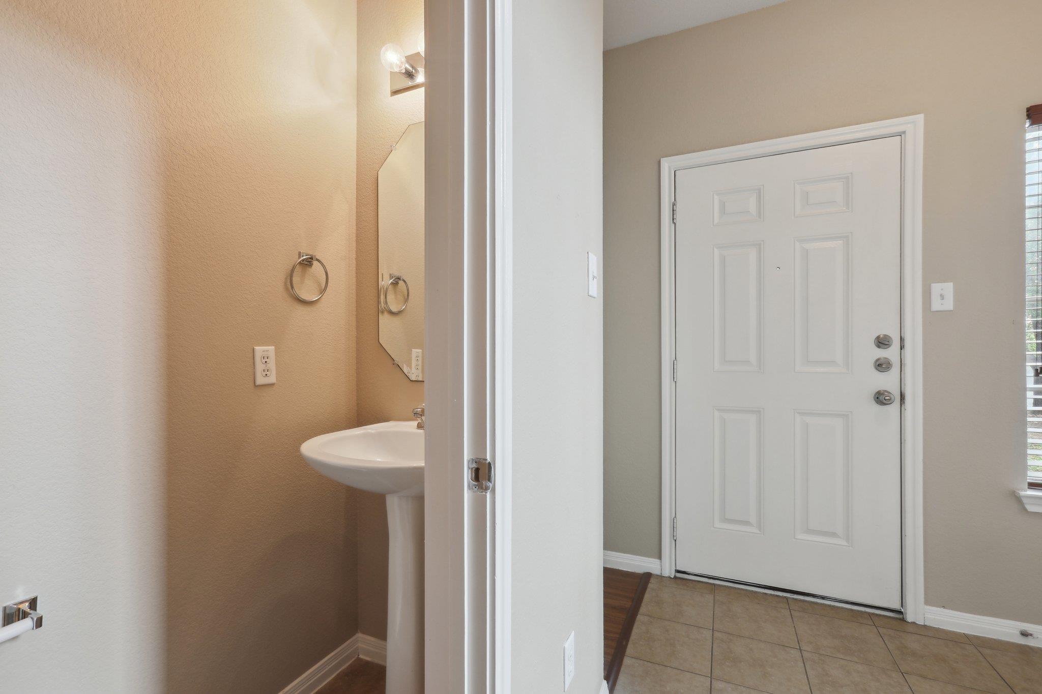 1900 Little Elm Trl # 52, Cedar Park, TX 78613