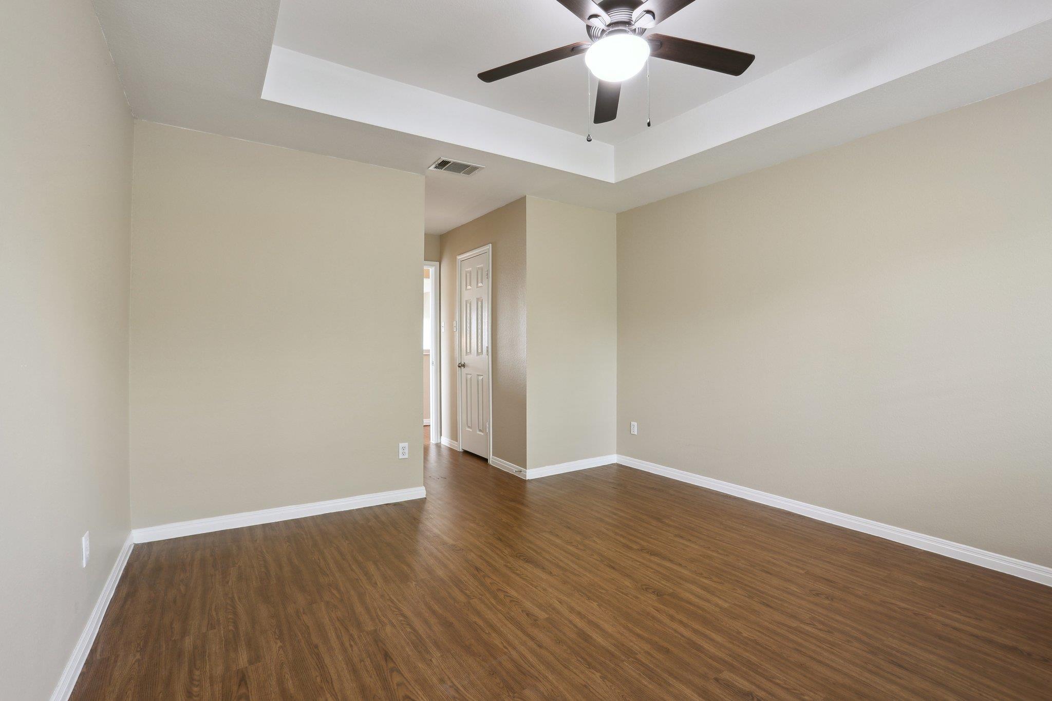 1900 Little Elm Trl # 52, Cedar Park, TX 78613